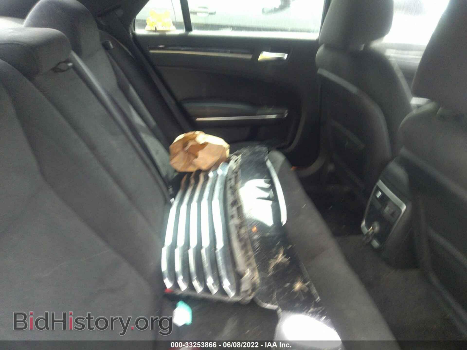 2011 CHRYSLER 300 - VIN: 2C3CA4CG0BH558928 - Фото 8