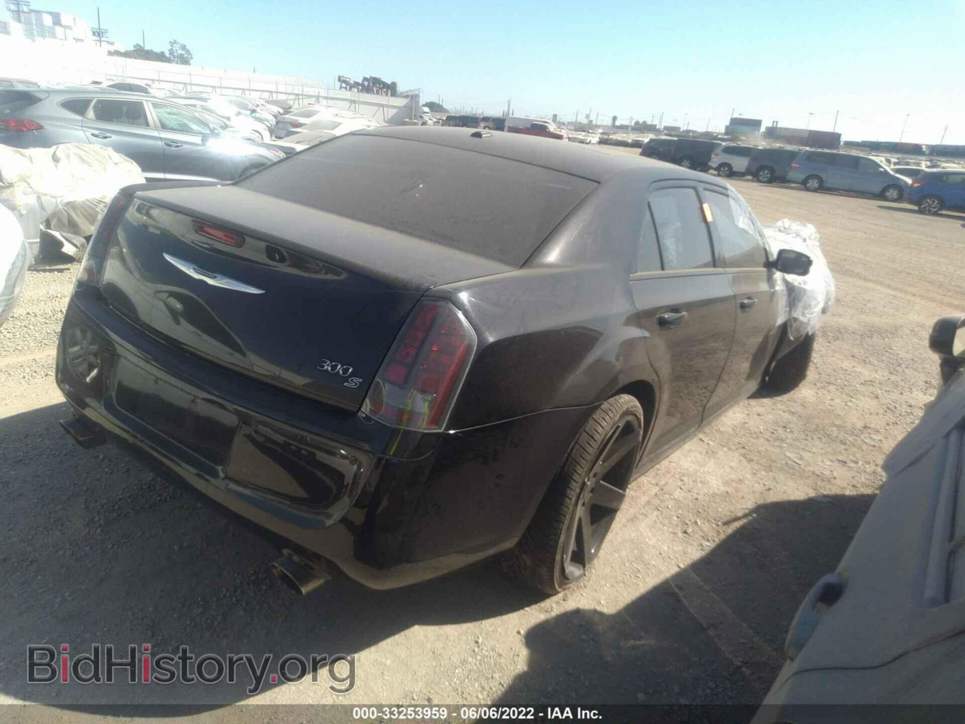 2014 CHRYSLER 300 - VIN: 2C3CCABT9EH323892 - Фото 4