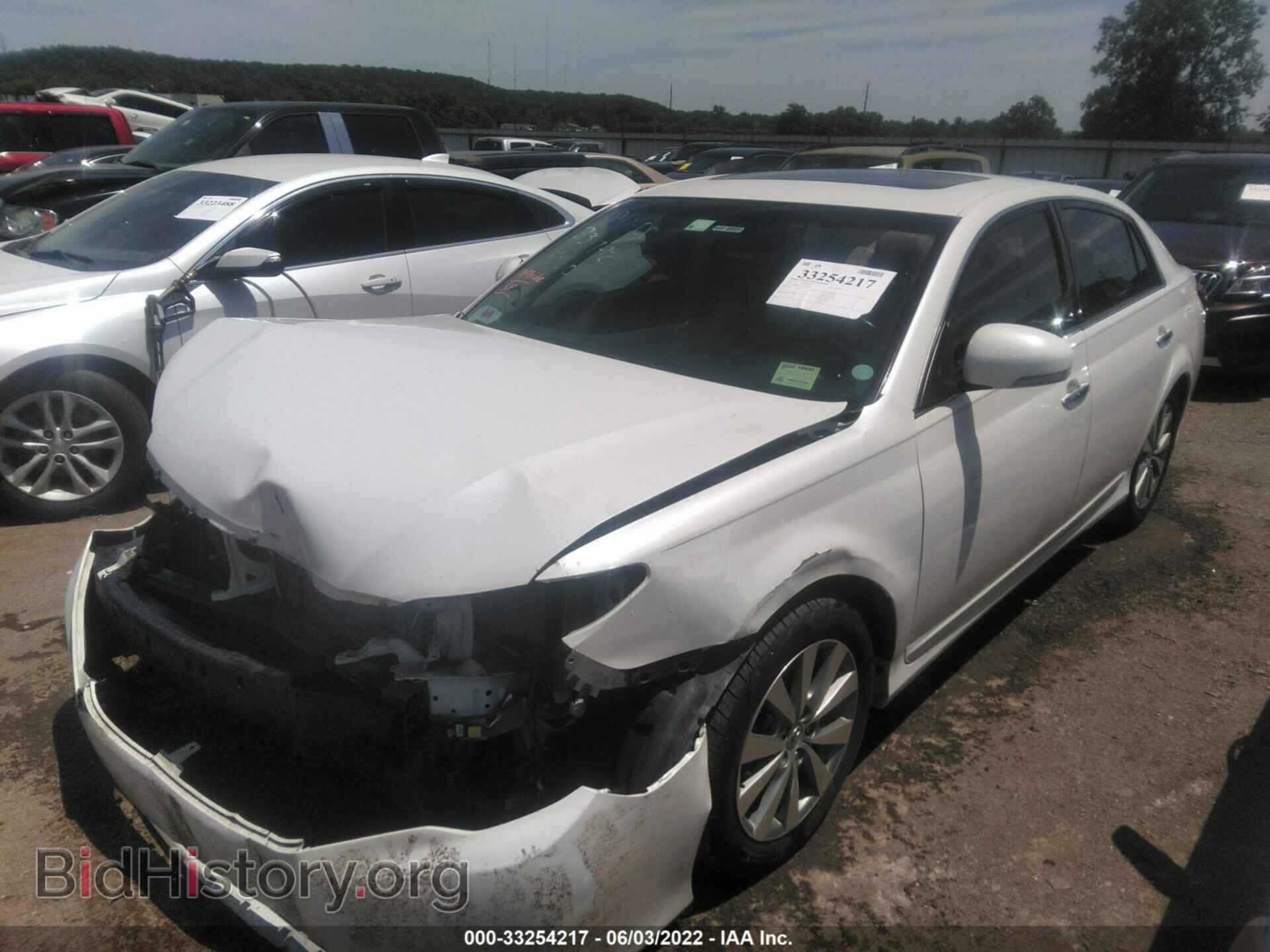 2011 TOYOTA AVALON - VIN: 4T1BK3DB6BU393882 - Фото 2