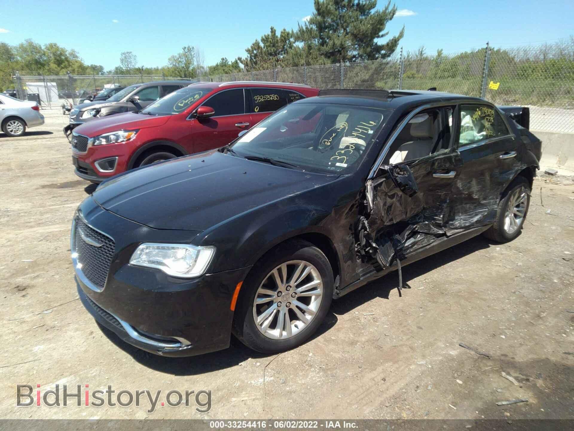 2017 CHRYSLER 300 - VIN: 2C3CCAEG8HH564927 - Фото 2