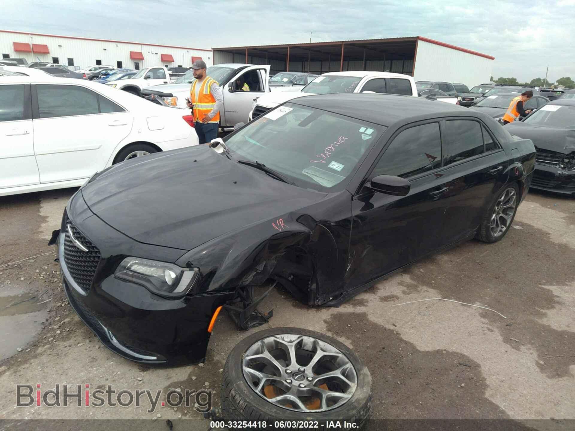 2018 CHRYSLER 300 - VIN: 2C3CCAAG7JH340902 - Фото 2