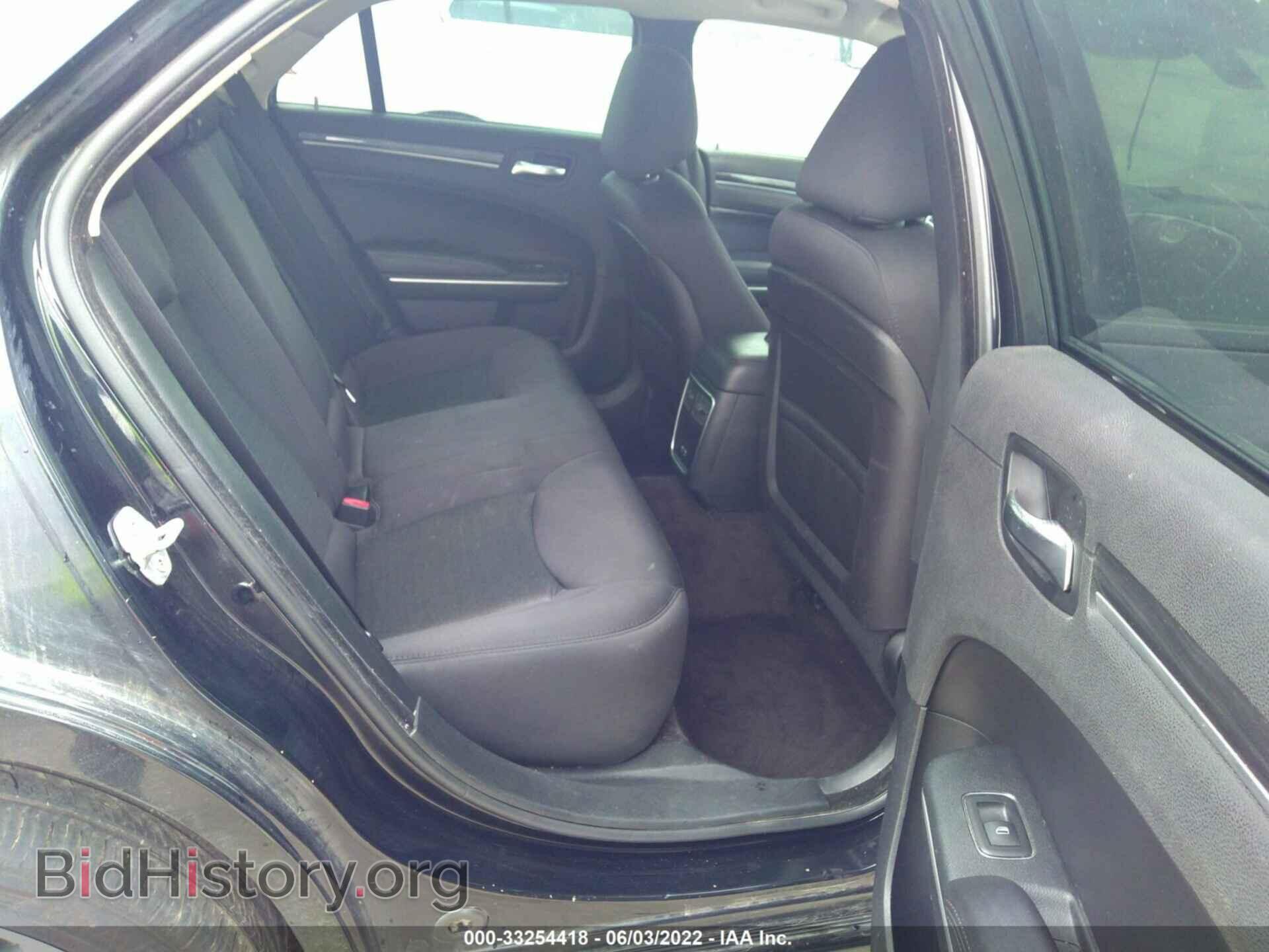 2018 CHRYSLER 300 - VIN: 2C3CCAAG7JH340902 - Фото 8