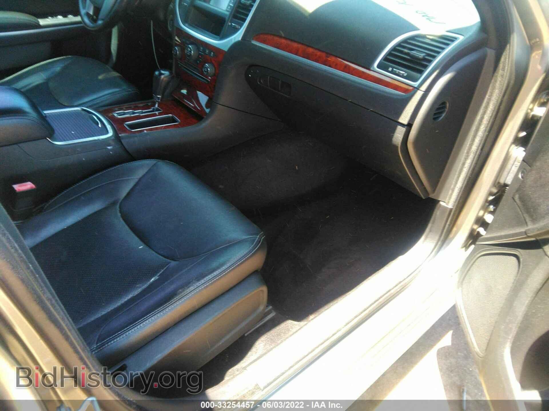 2012 CHRYSLER 300 - VIN: 2C3CCAAG2CH113782 - Фото 5