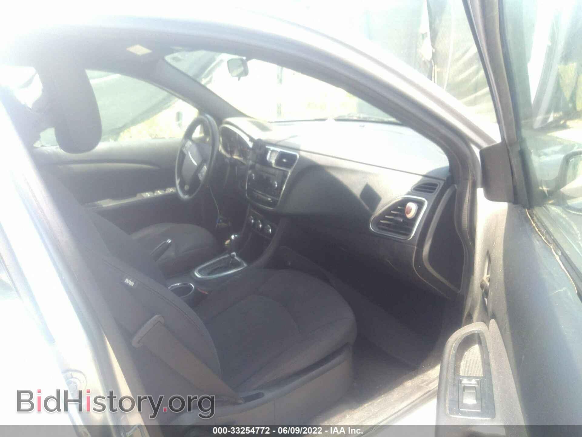 2014 CHRYSLER 200 - VIN: 1C3CCBAB9EN176012 - Photo 5