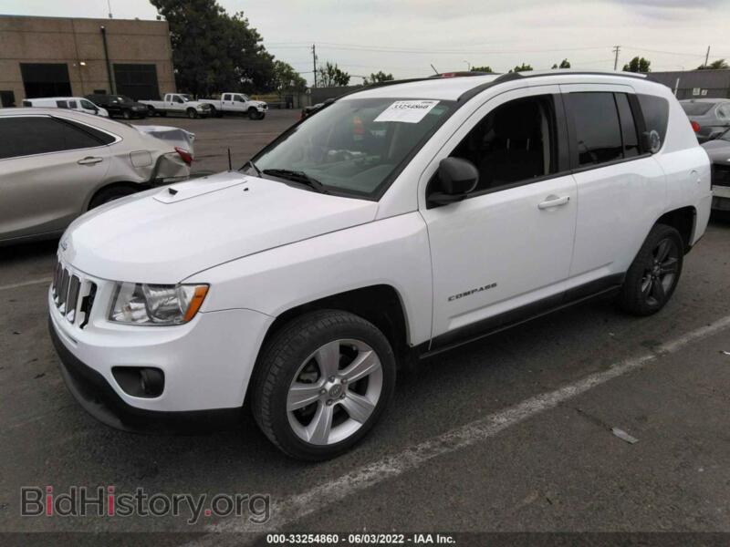 2011 Jeep COMPASS (VIN 1J4NF1FB1BD234687) — фото 2 из 11