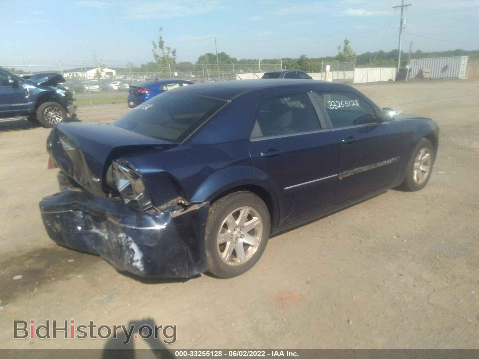 2006 CHRYSLER 300 - VIN: 2C3KA53G86H487596 - Фото 4