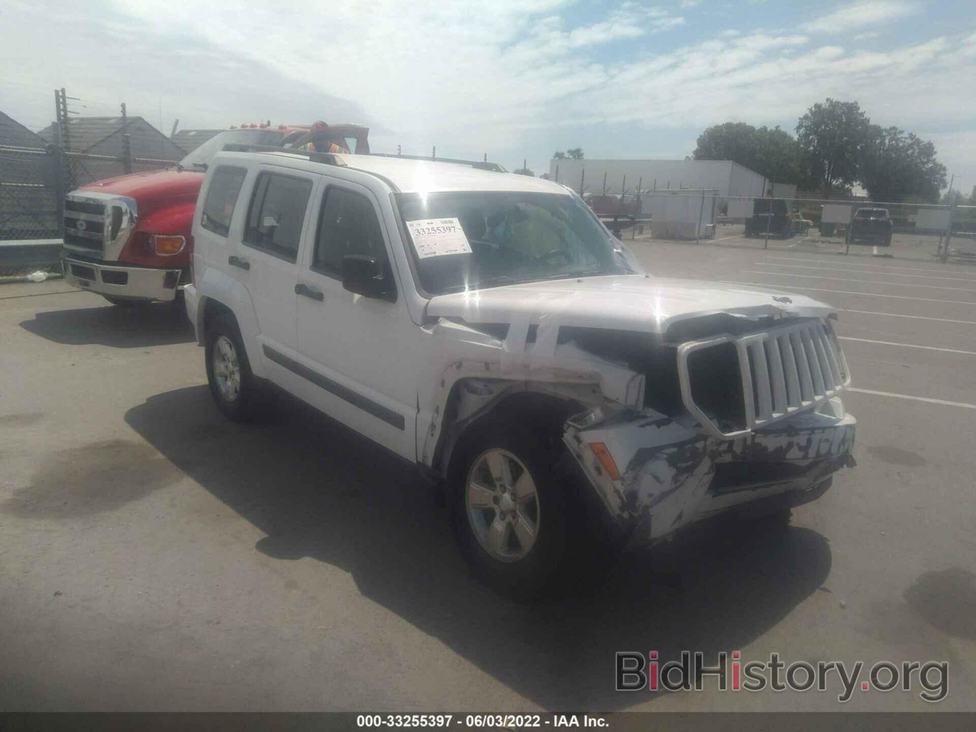 Photo 1C4PJMAK0CW142613 - JEEP LIBERTY 2012