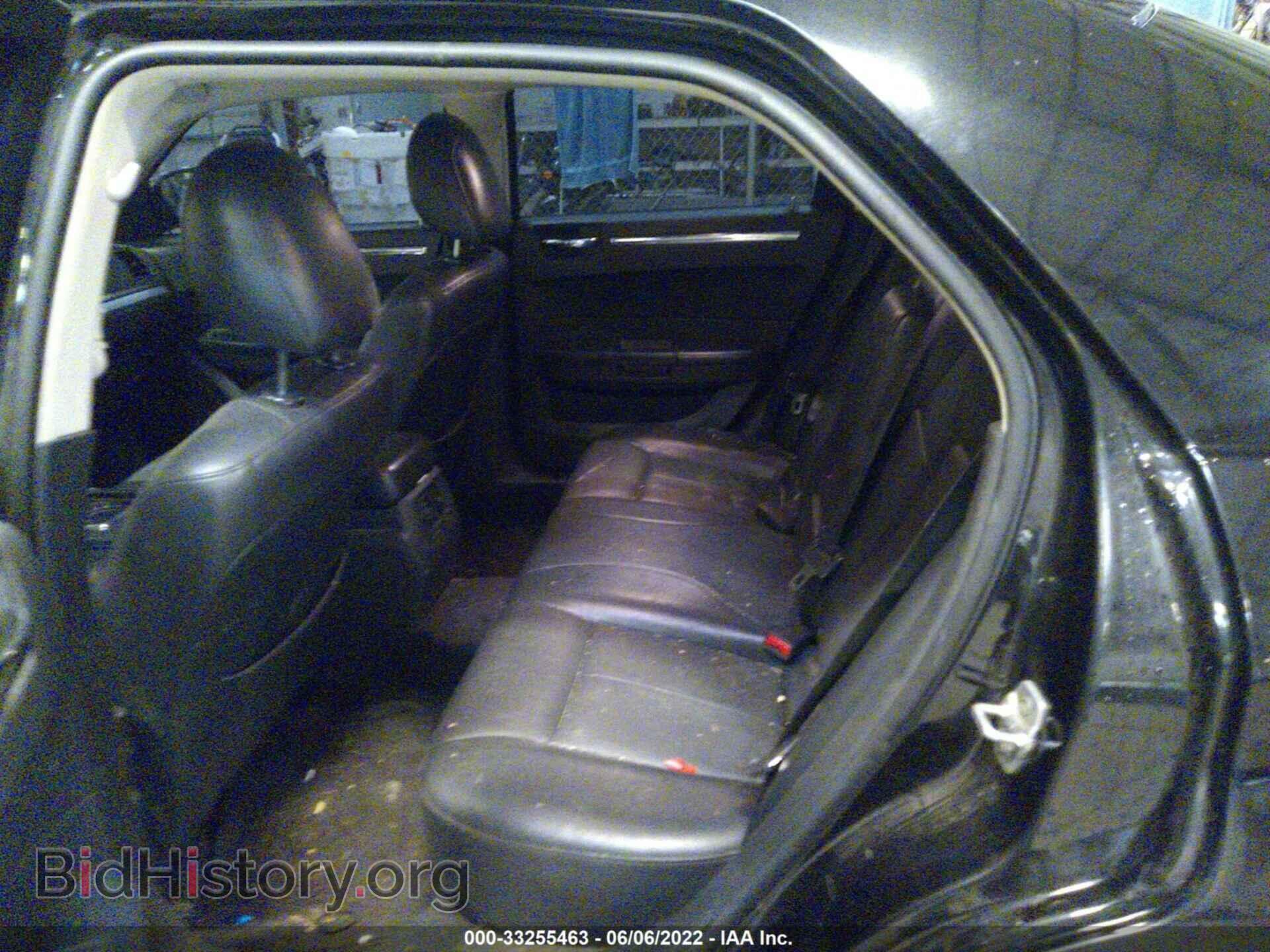 2010 CHRYSLER 300 - VIN: 2C3CA5CV0AH306857 - Фото 8