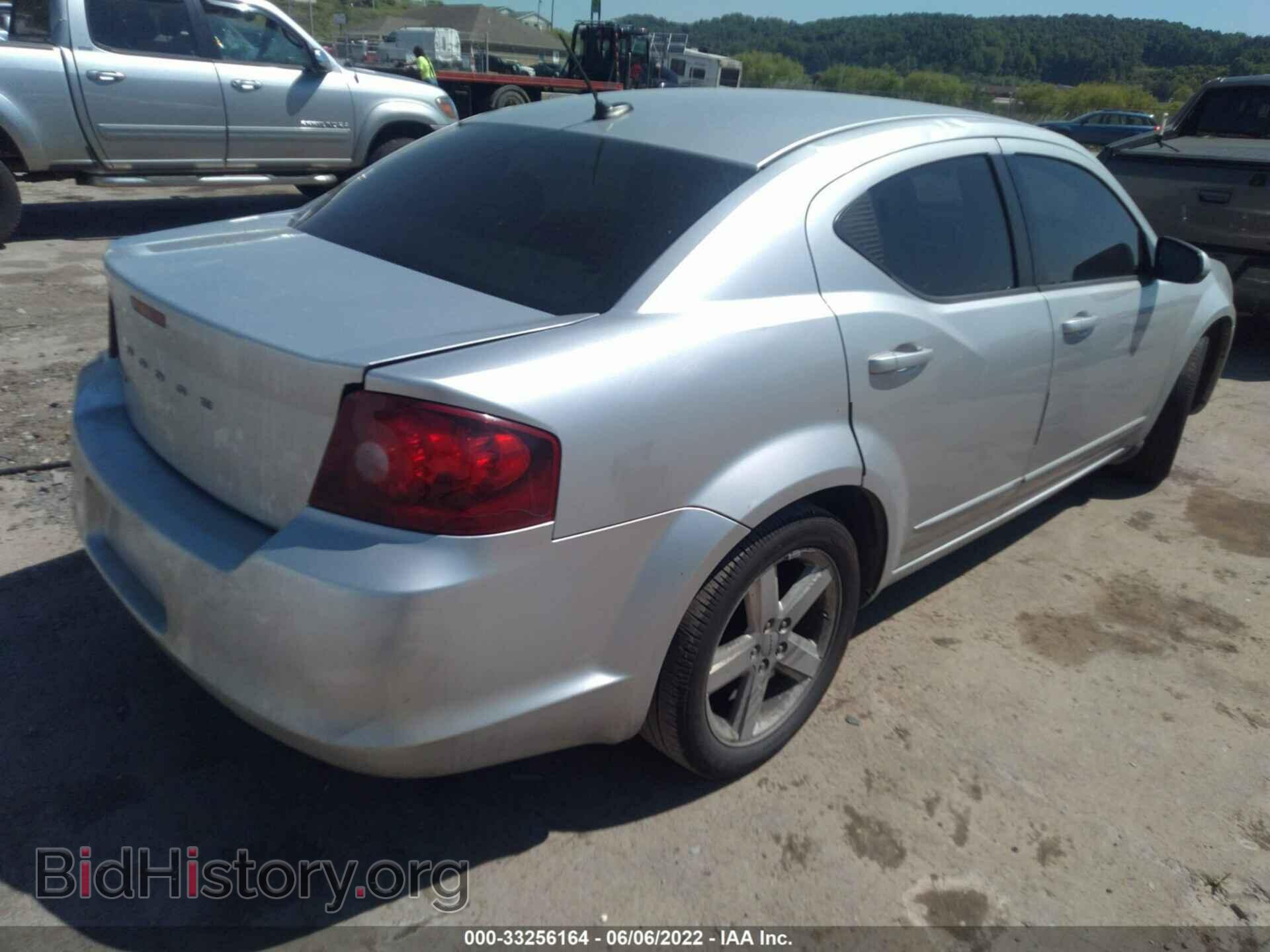 2011 DODGE AVENGER - VIN: 1B3BD1FB3BN557097 - Фото 4
