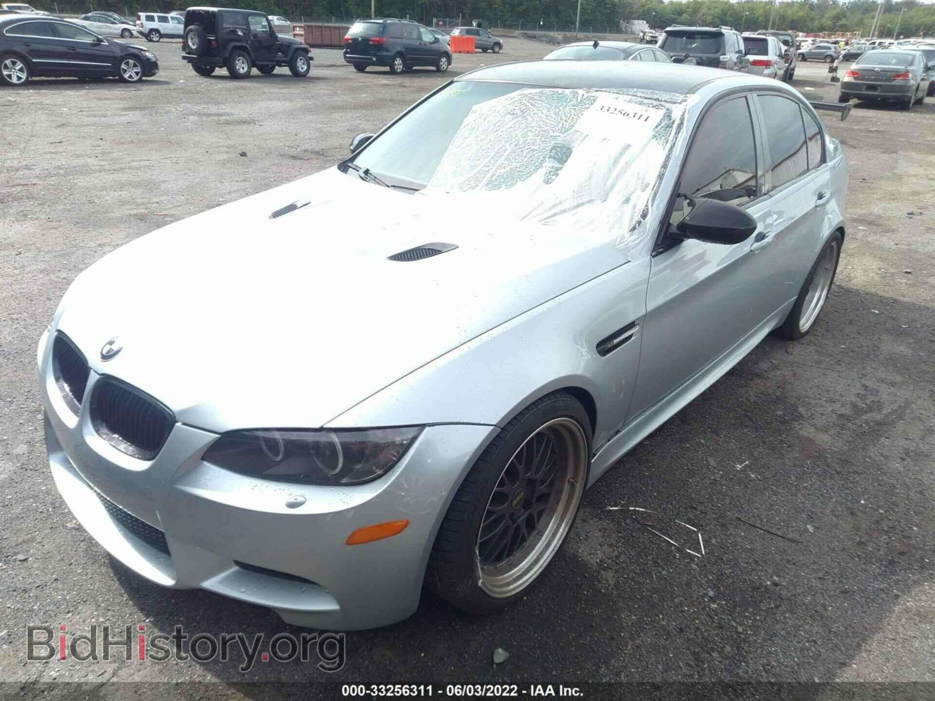 2009 BMW M3 - VIN: WBSPM93579E201322 - Photo 2