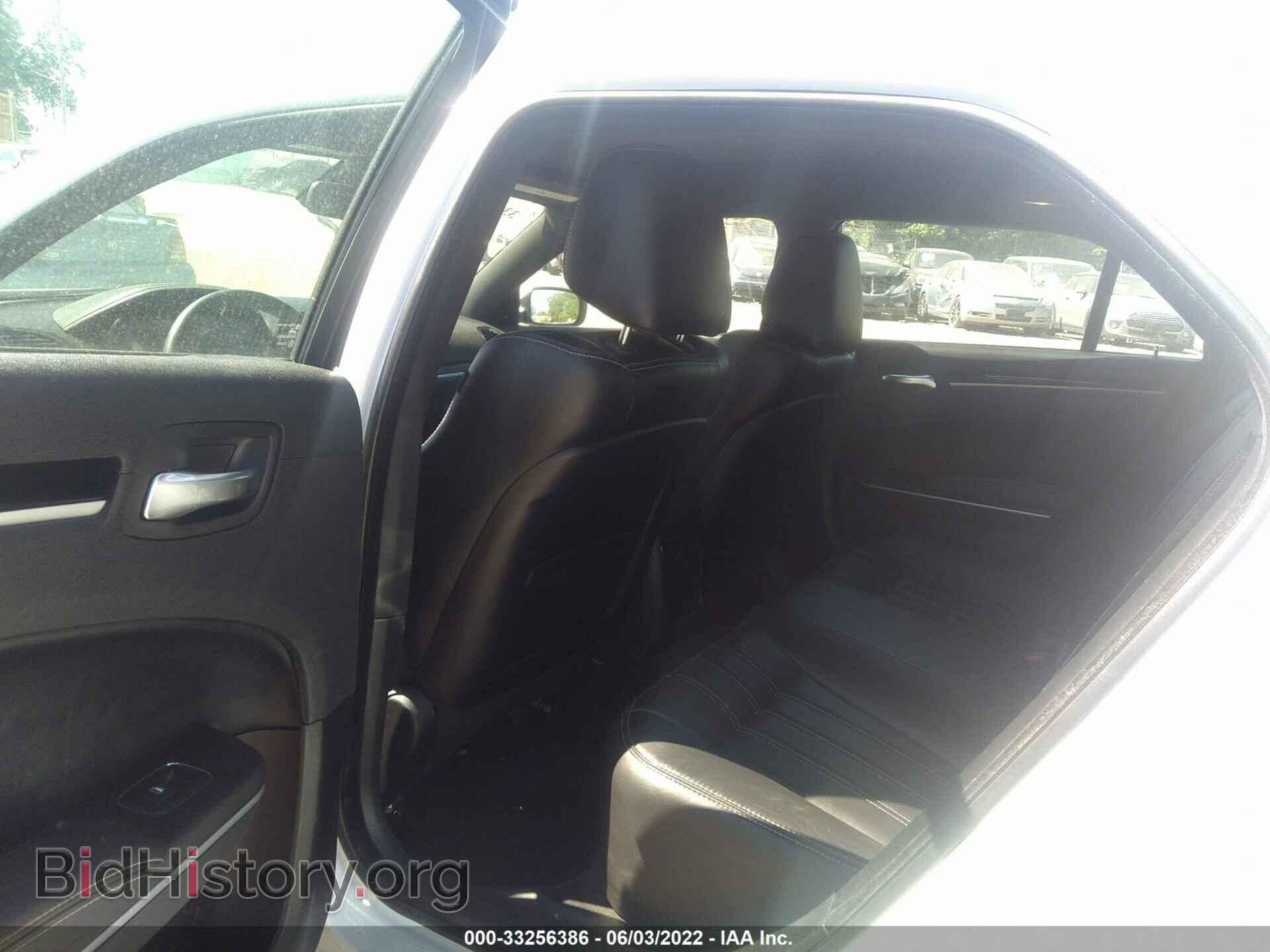 2018 CHRYSLER 300 - VIN: 2C3CCAGGXJH314365 - Фото 8