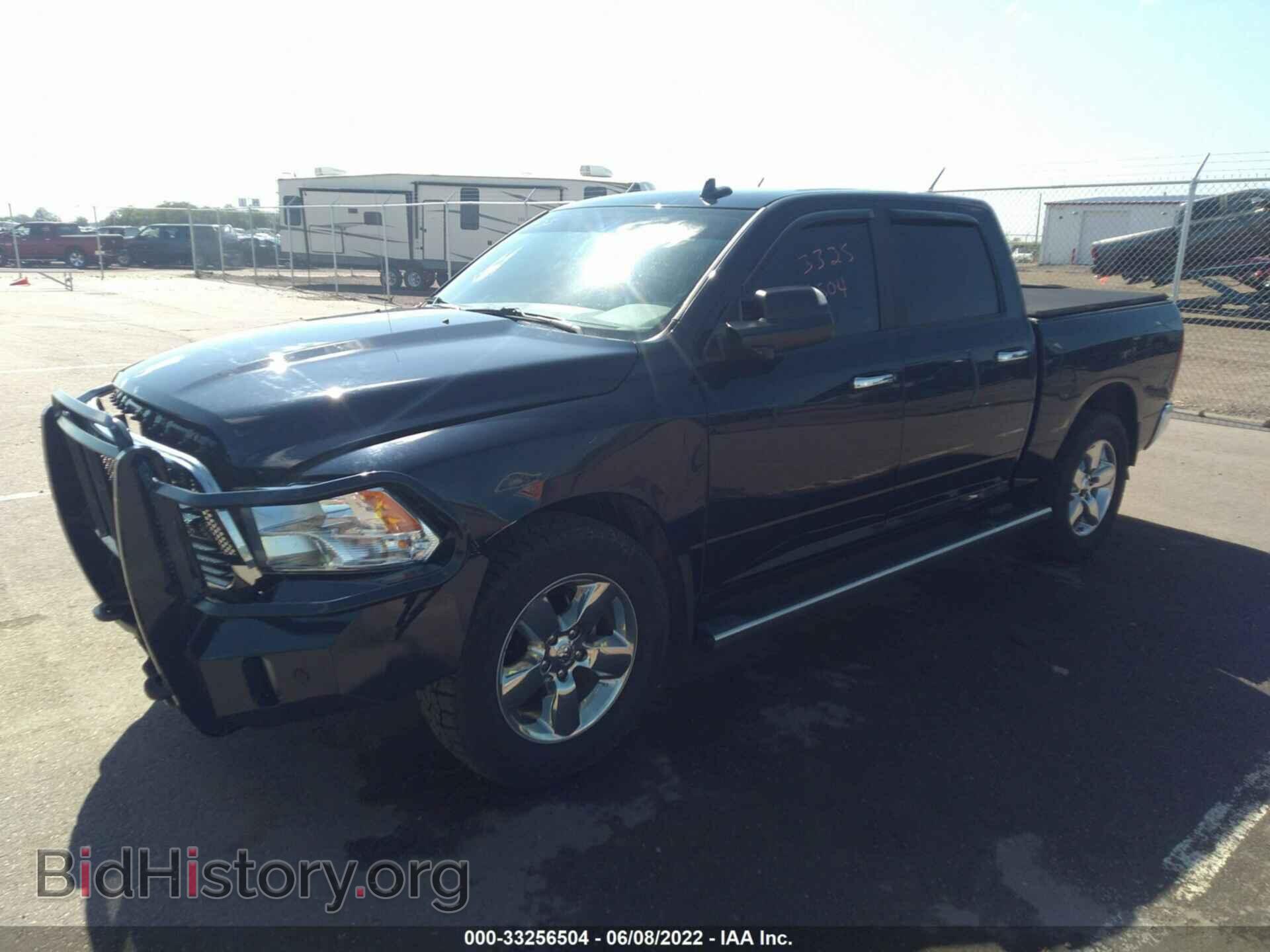 2018 RAM 1500 - VIN: 3C6RR7LT9JG130343 - Фото 2