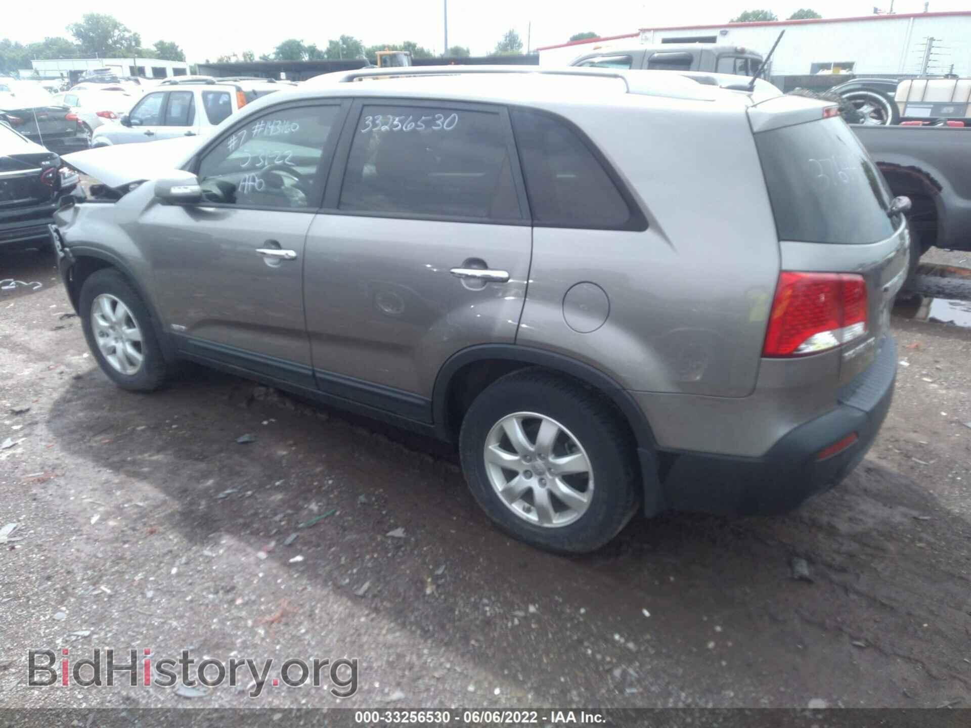 2013 KIA SORENTO - VIN: 5XYKTCA68DG376448 - Фото 3