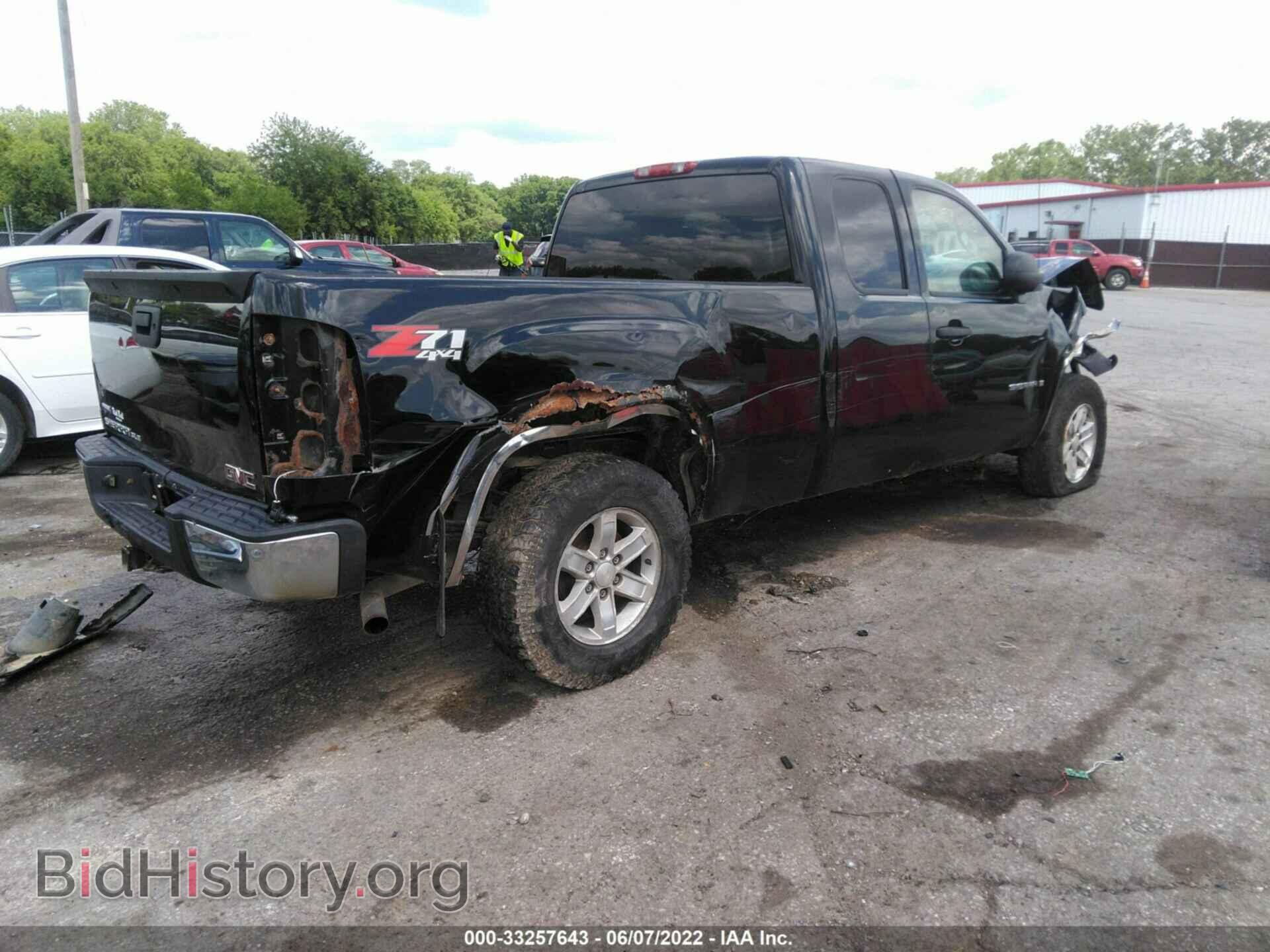 2007 GMC SIERRA 1500 - VIN: 2GTEK190871707970 - Фото 4