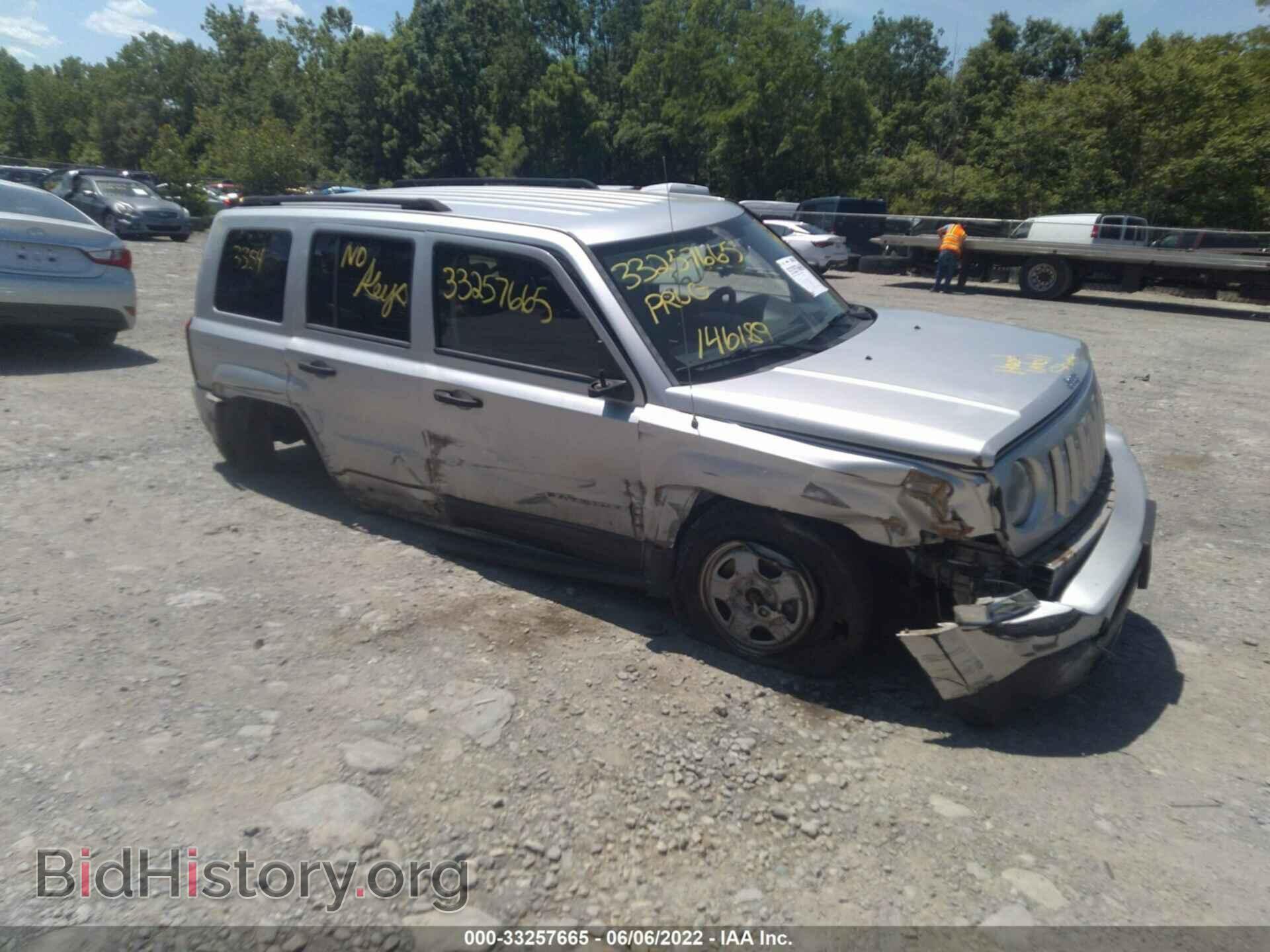 Фотография 1C4NJRBB7CD588241 - JEEP PATRIOT 2012