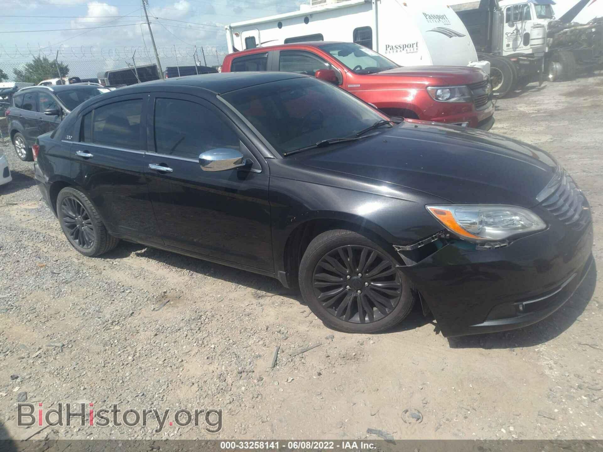 Photo 1C3BC2FG3BN520042 - CHRYSLER 200 2011