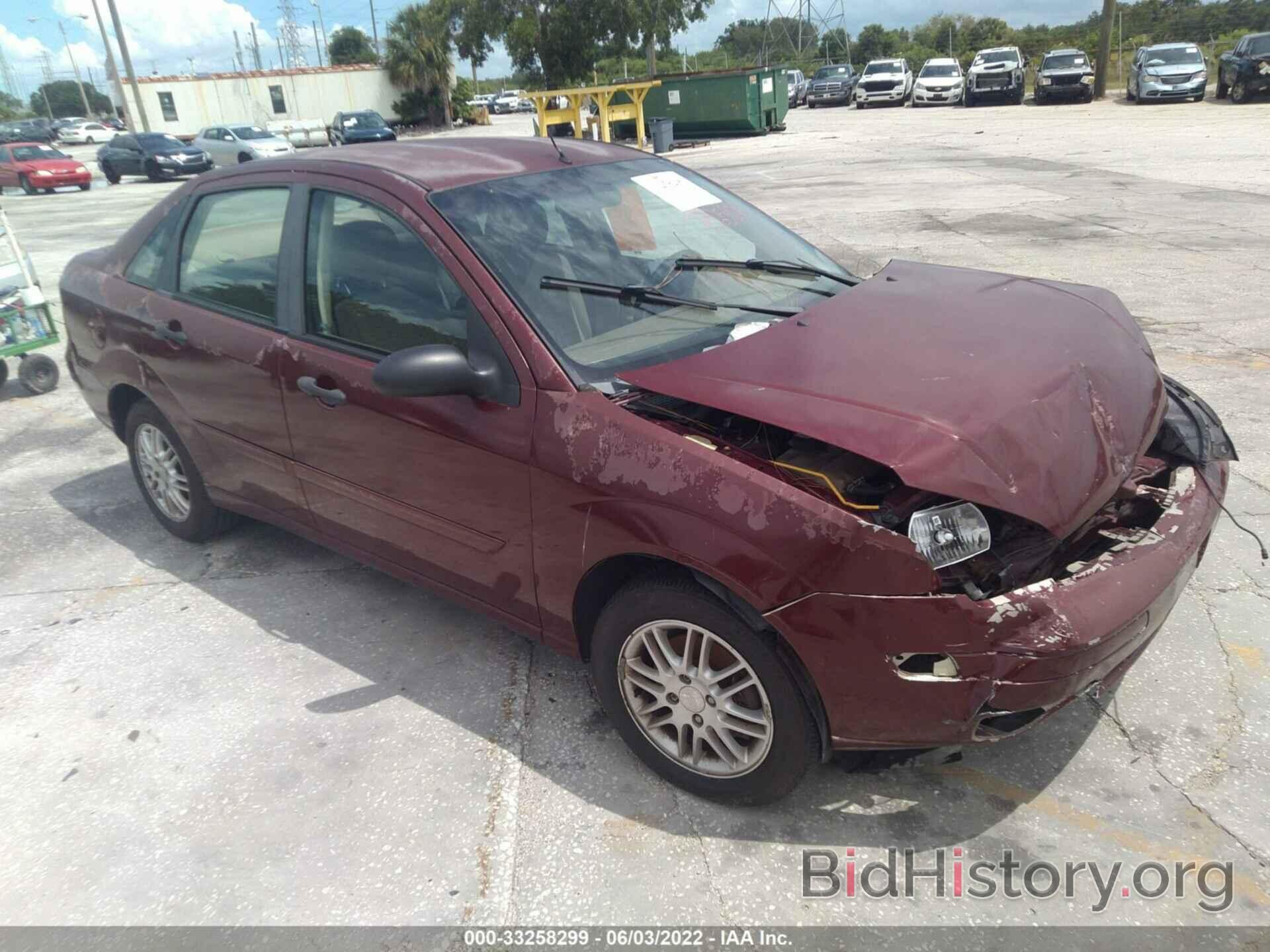 Photo 1FAFP34N77W215613 - FORD FOCUS 2007