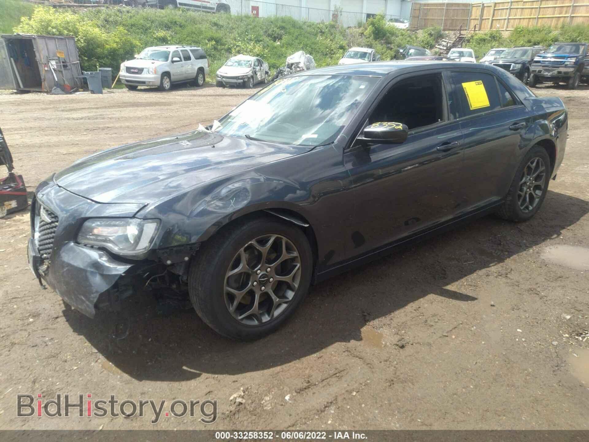 2017 CHRYSLER 300 - VIN: 2C3CCAGG8HH545081 - Фото 2