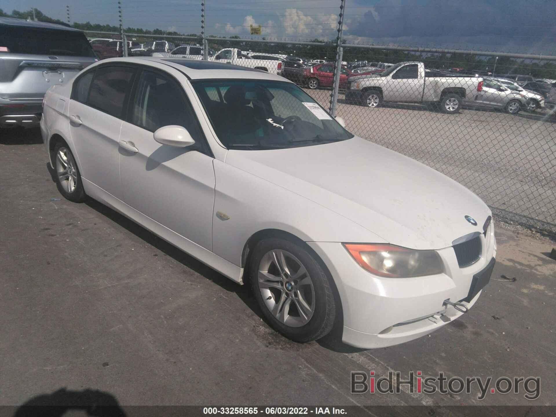 Photo WBAVA33518K055744 - BMW 3 SERIES 2008