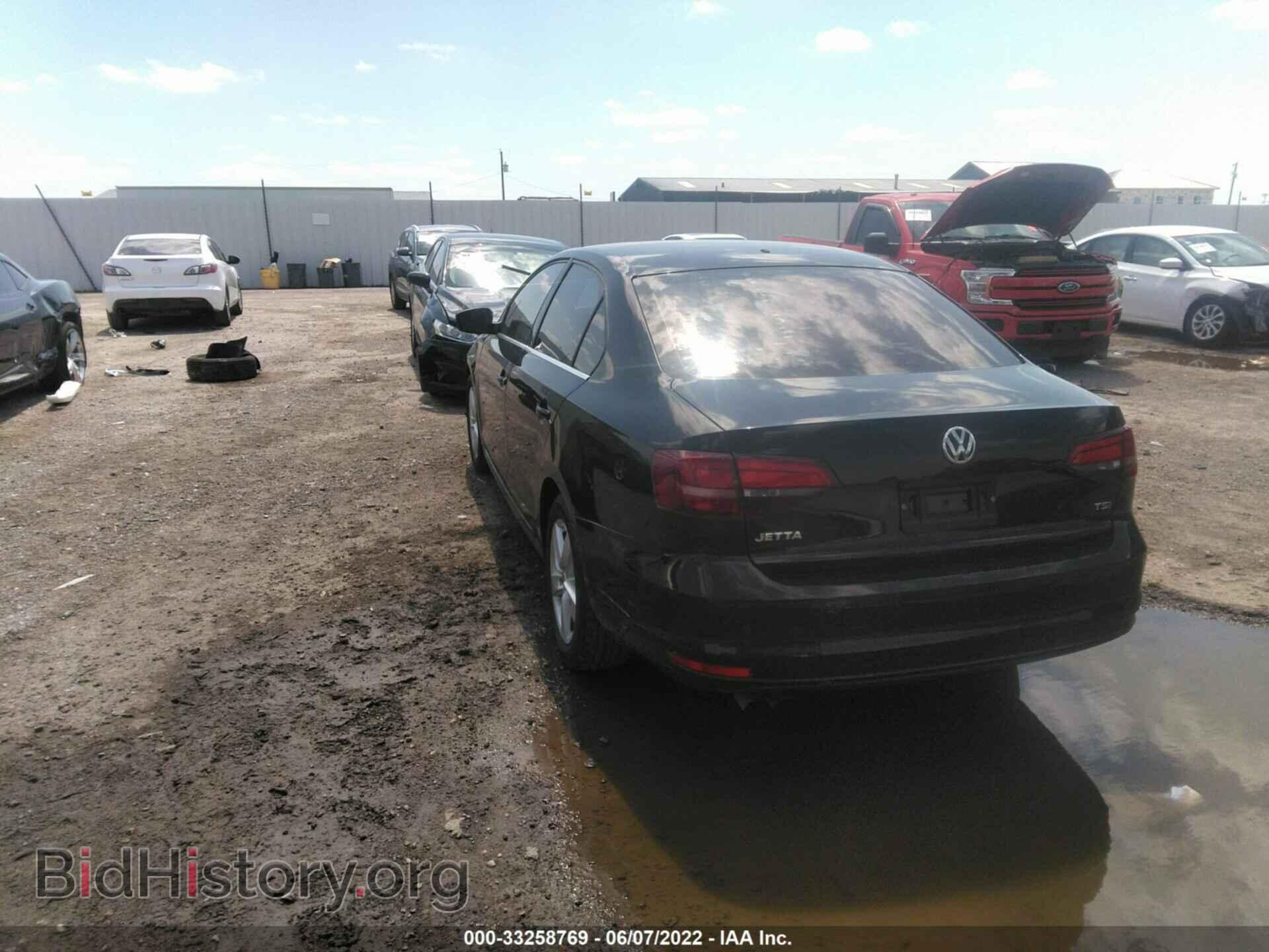 2017 VOLKSWAGEN JETTA - VIN: 3VW2B7AJ7HM302314 - Фото 3
