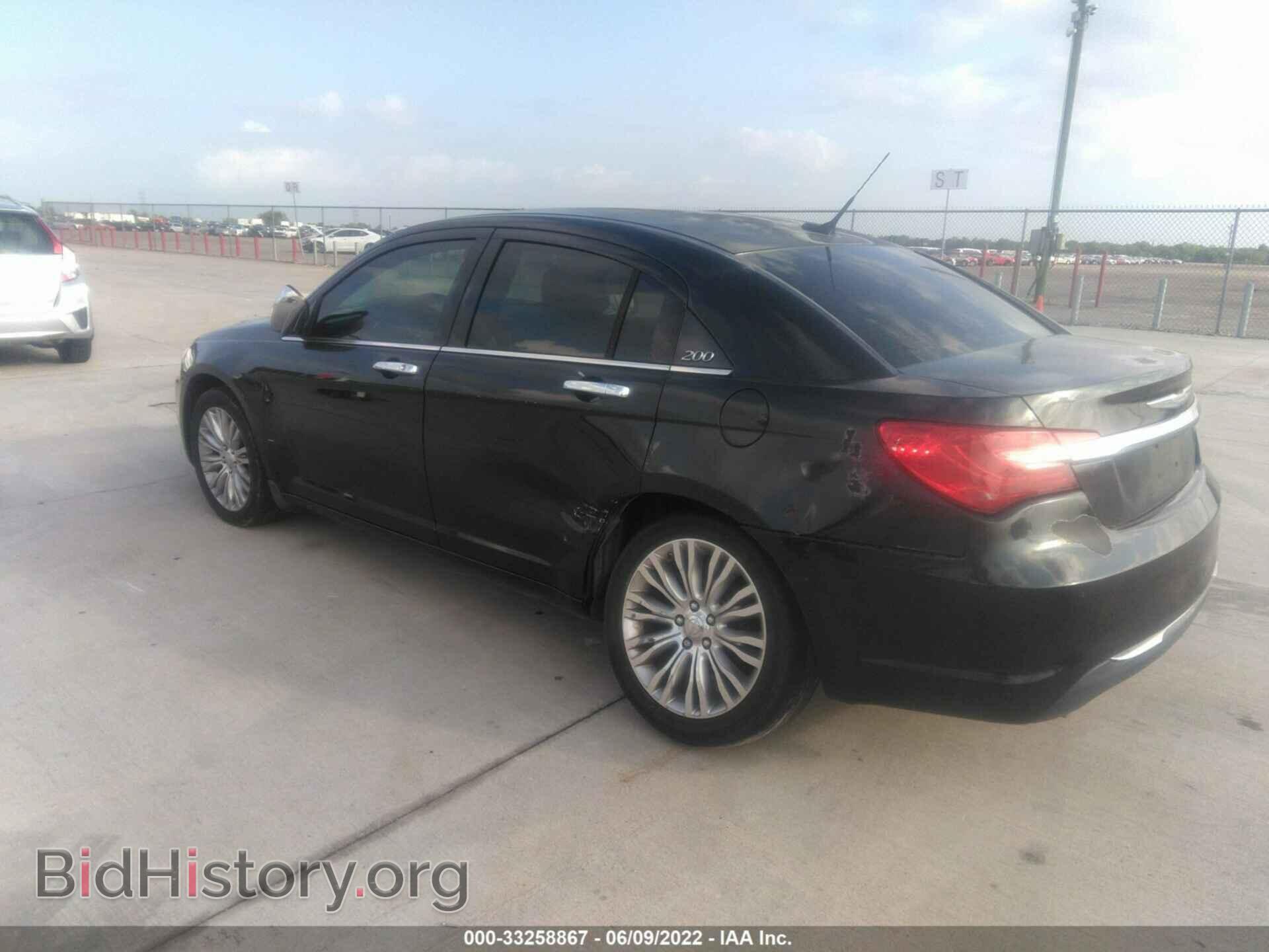 2011 CHRYSLER 200 - VIN: 1C3BC2FG8BN504368 - Фото 3