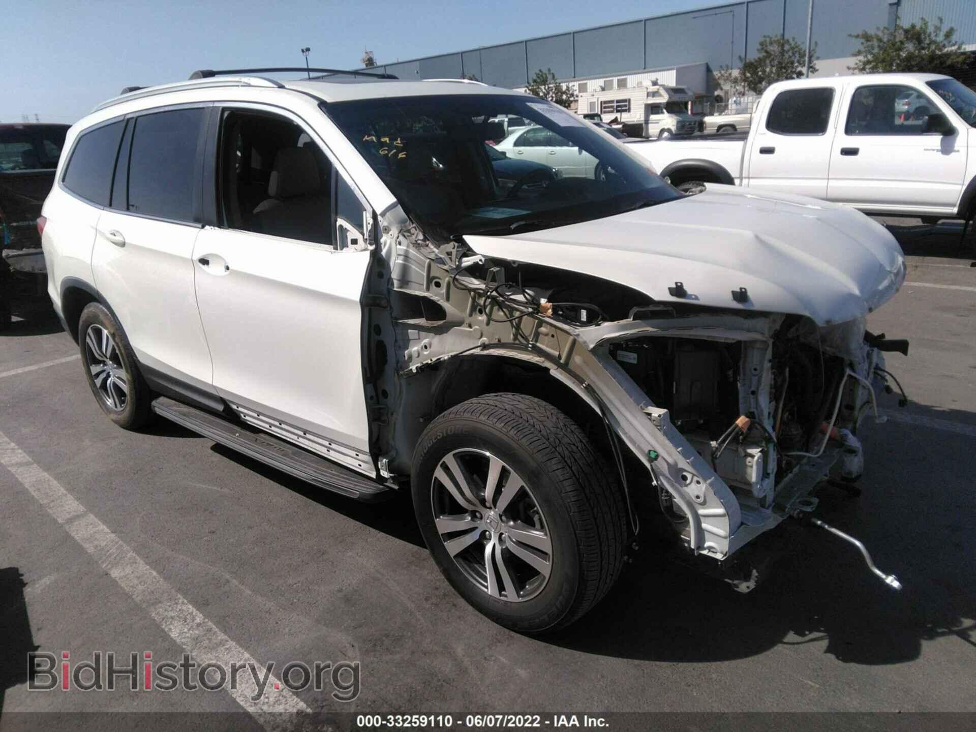 Photo 5FNYF5H70HB000366 - HONDA PILOT 2017