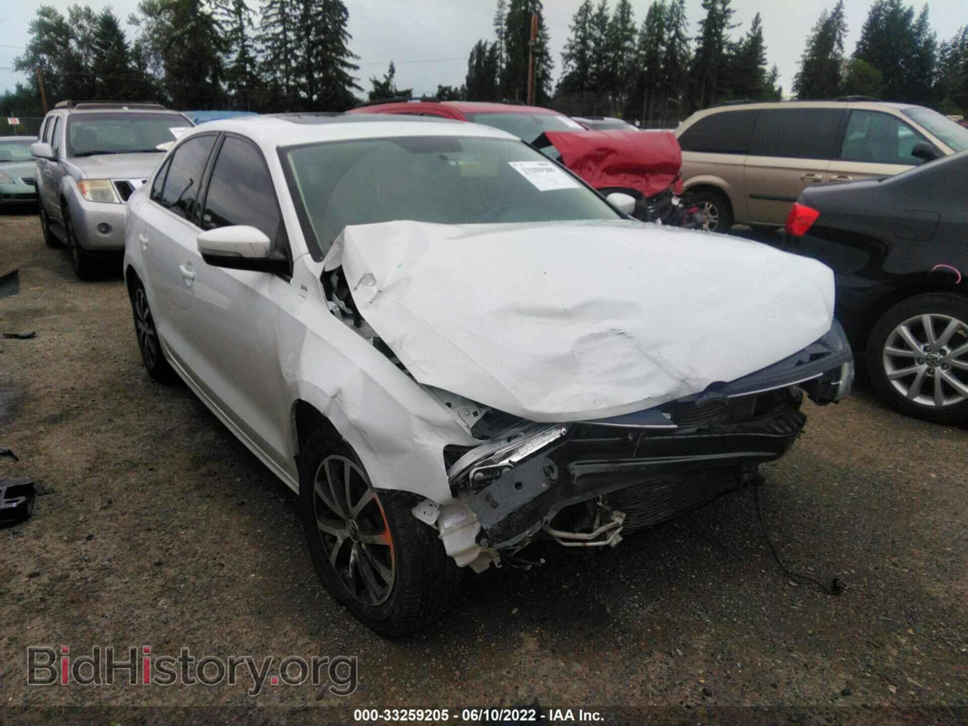 Фотография 3VWDB7AJXHM358983 - VOLKSWAGEN JETTA 2017
