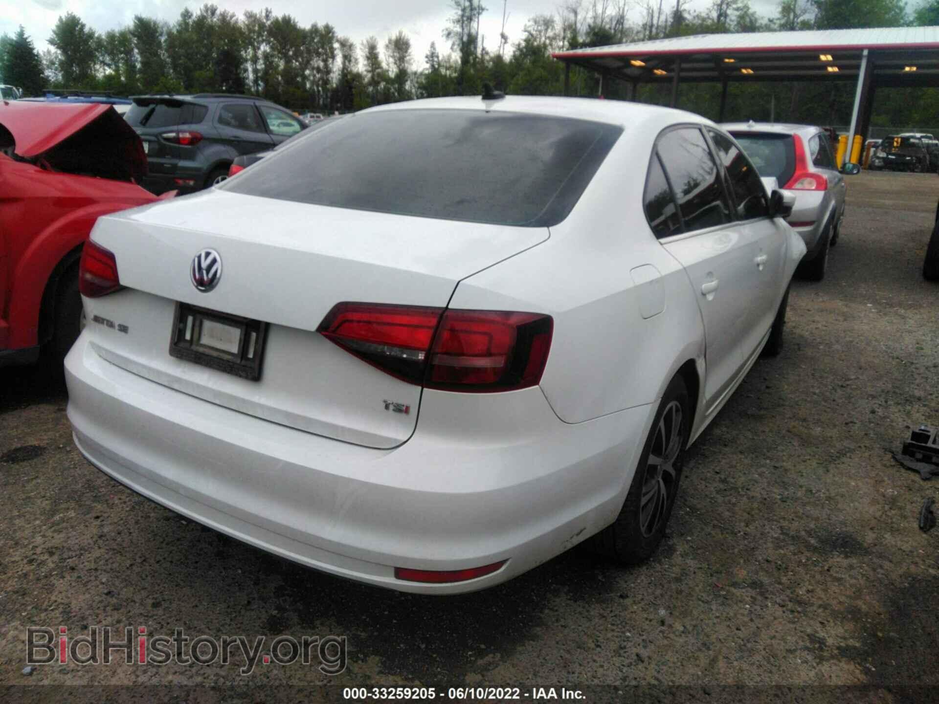 2017 VOLKSWAGEN JETTA - VIN: 3VWDB7AJXHM358983 - Фото 4