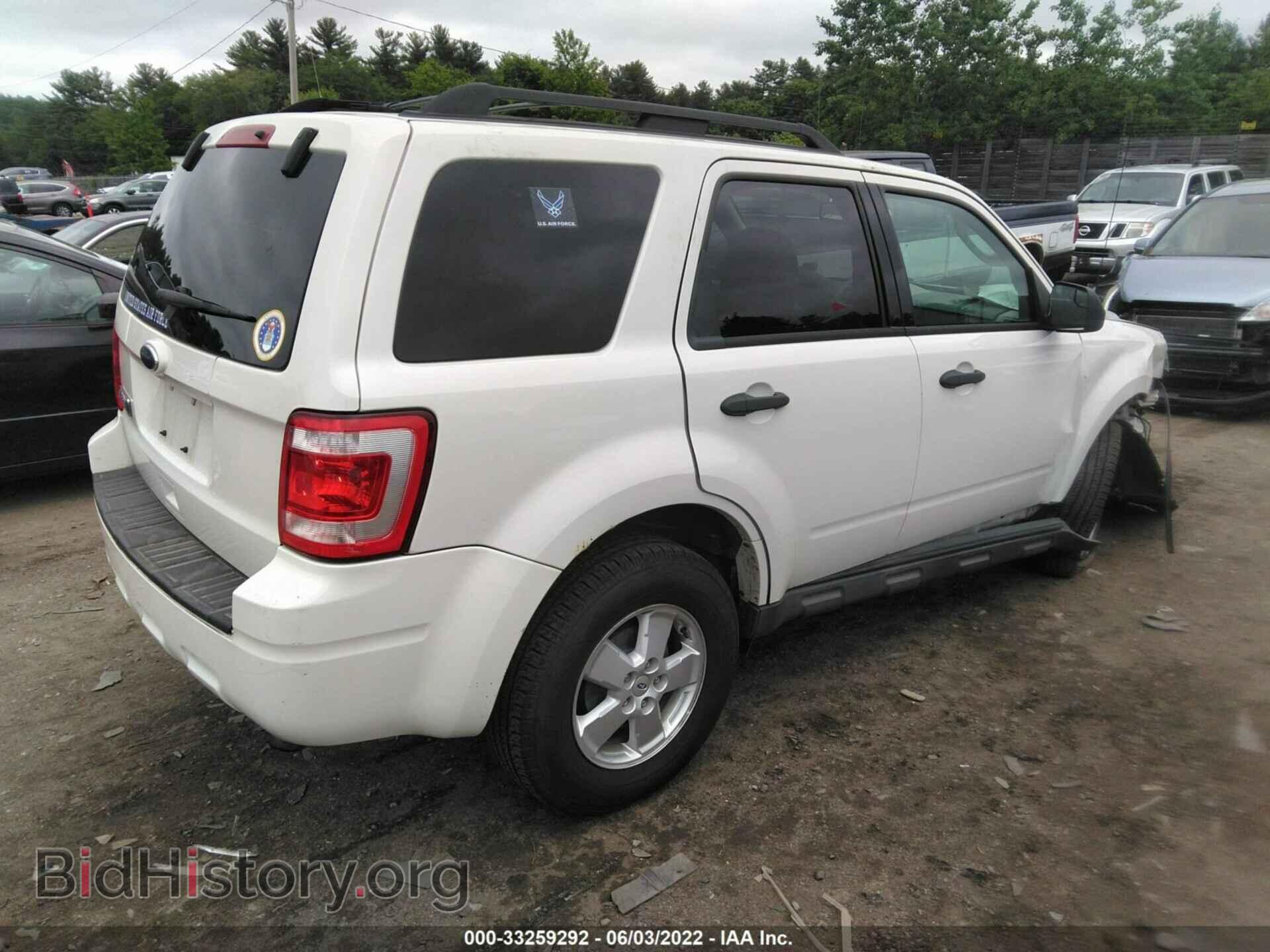 2011 FORD ESCAPE - VIN: 1FMCU0D70BKA36248 - Фото 4