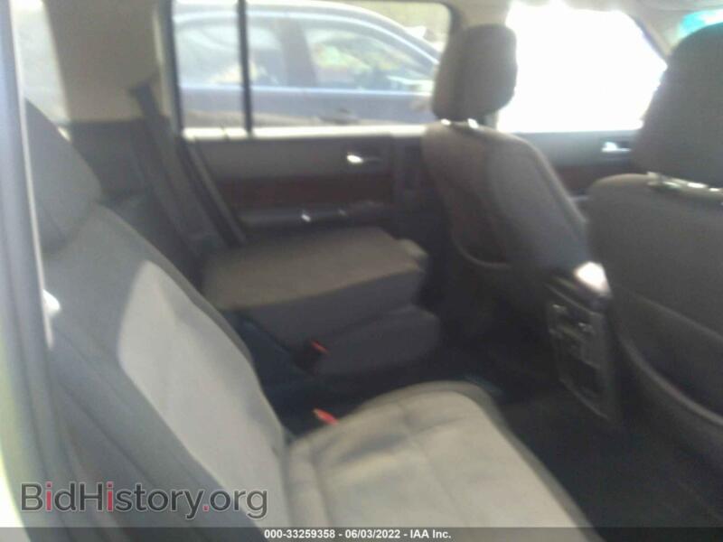 2011 Ford FLEX (VIN 2FMGK5CC7BBD16374) — фото 8 из 11