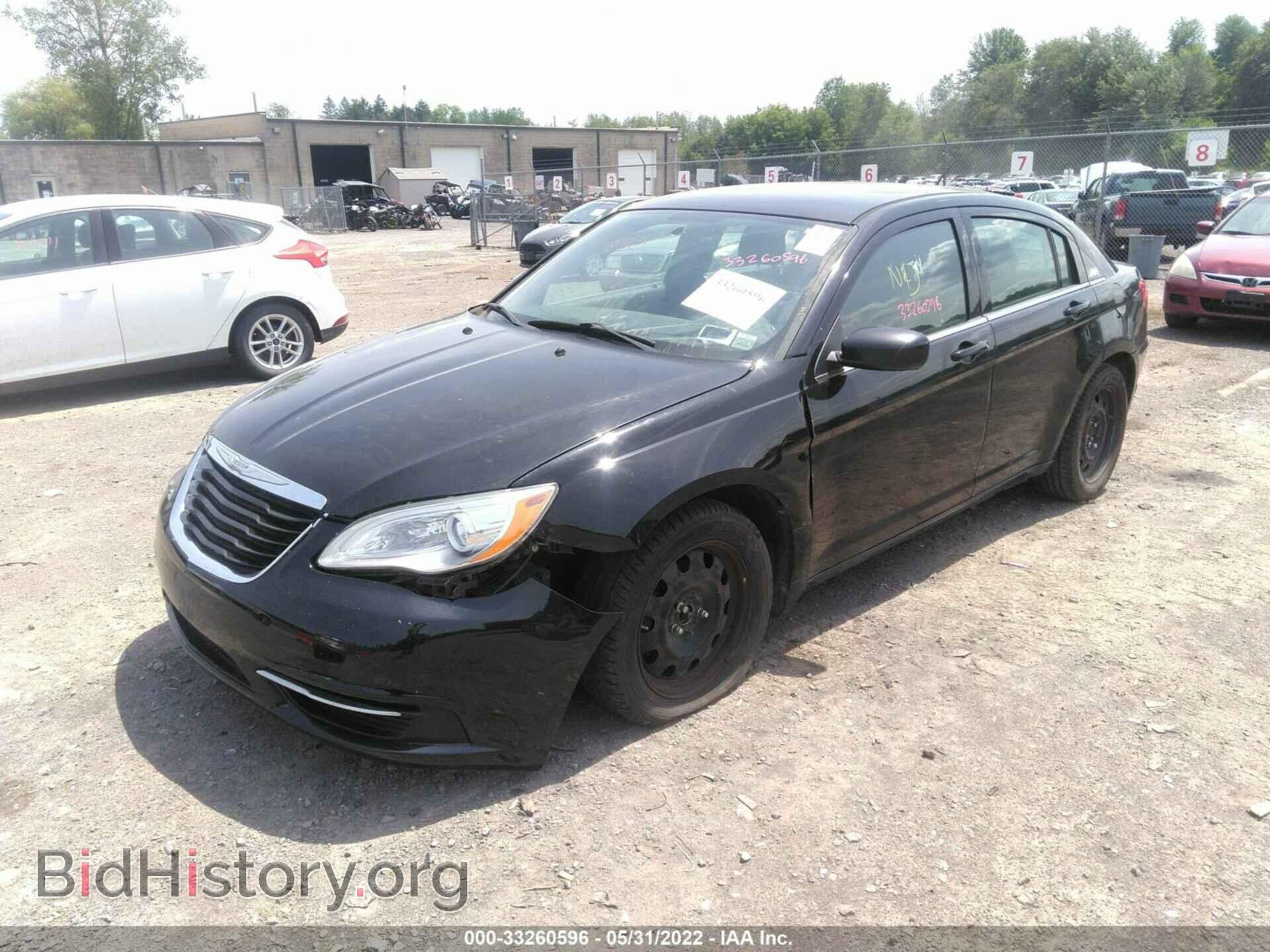 2013 CHRYSLER 200 - VIN: 1C3CCBAB0DN735803 - Фото 2