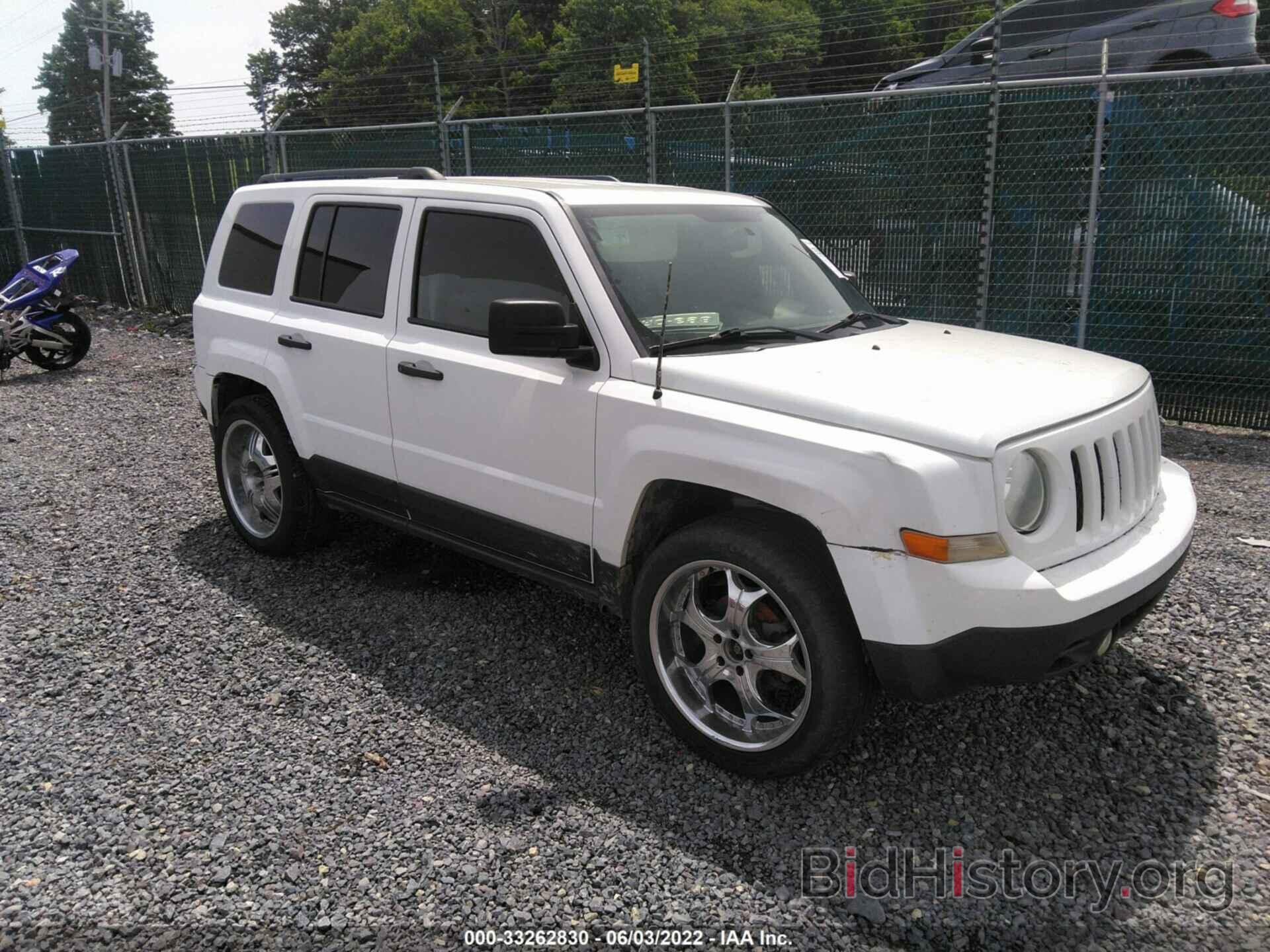 Photo 1C4NJRBB7HD128813 - JEEP PATRIOT 2017