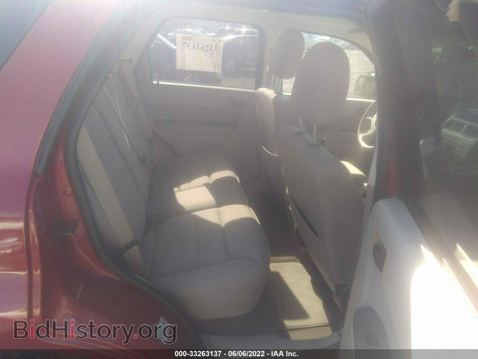 2011 FORD ESCAPE - VIN: 1FMCU9DG1BKA65729 - Фото 8