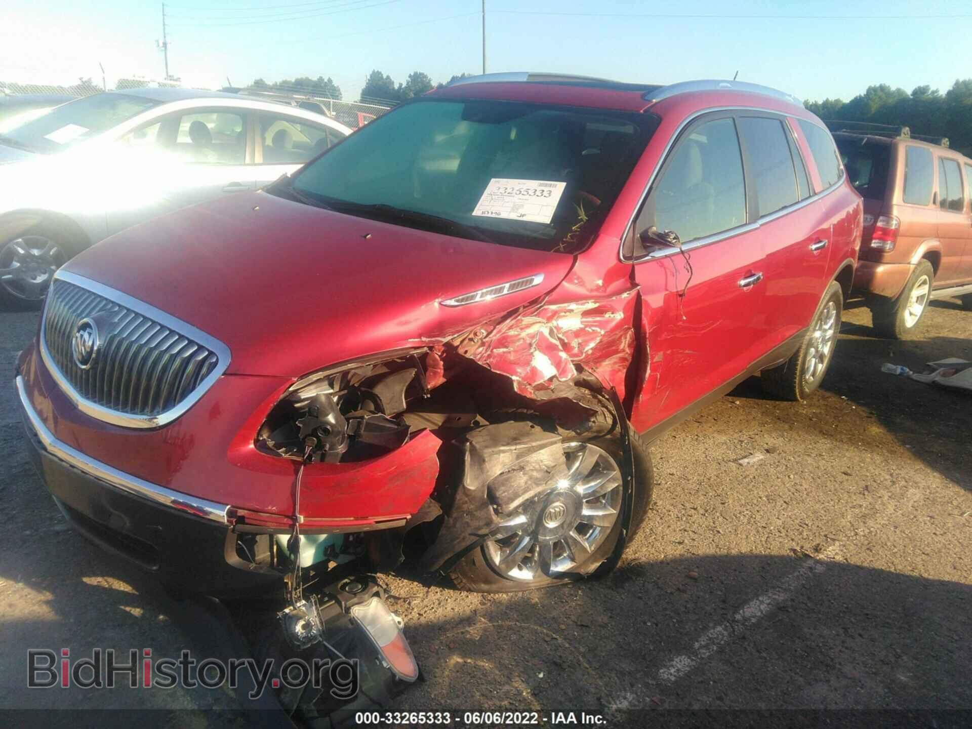 2012 BUICK ENCLAVE - VIN: 5GAKRCED9CJ301734 - Фото 2