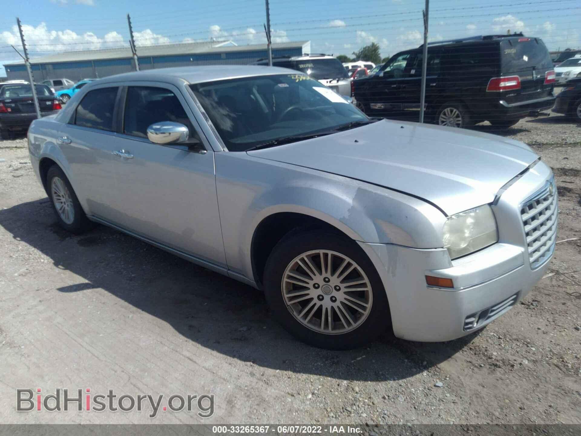 Photo 2C3CA4CD4AH164062 - CHRYSLER 300 2010