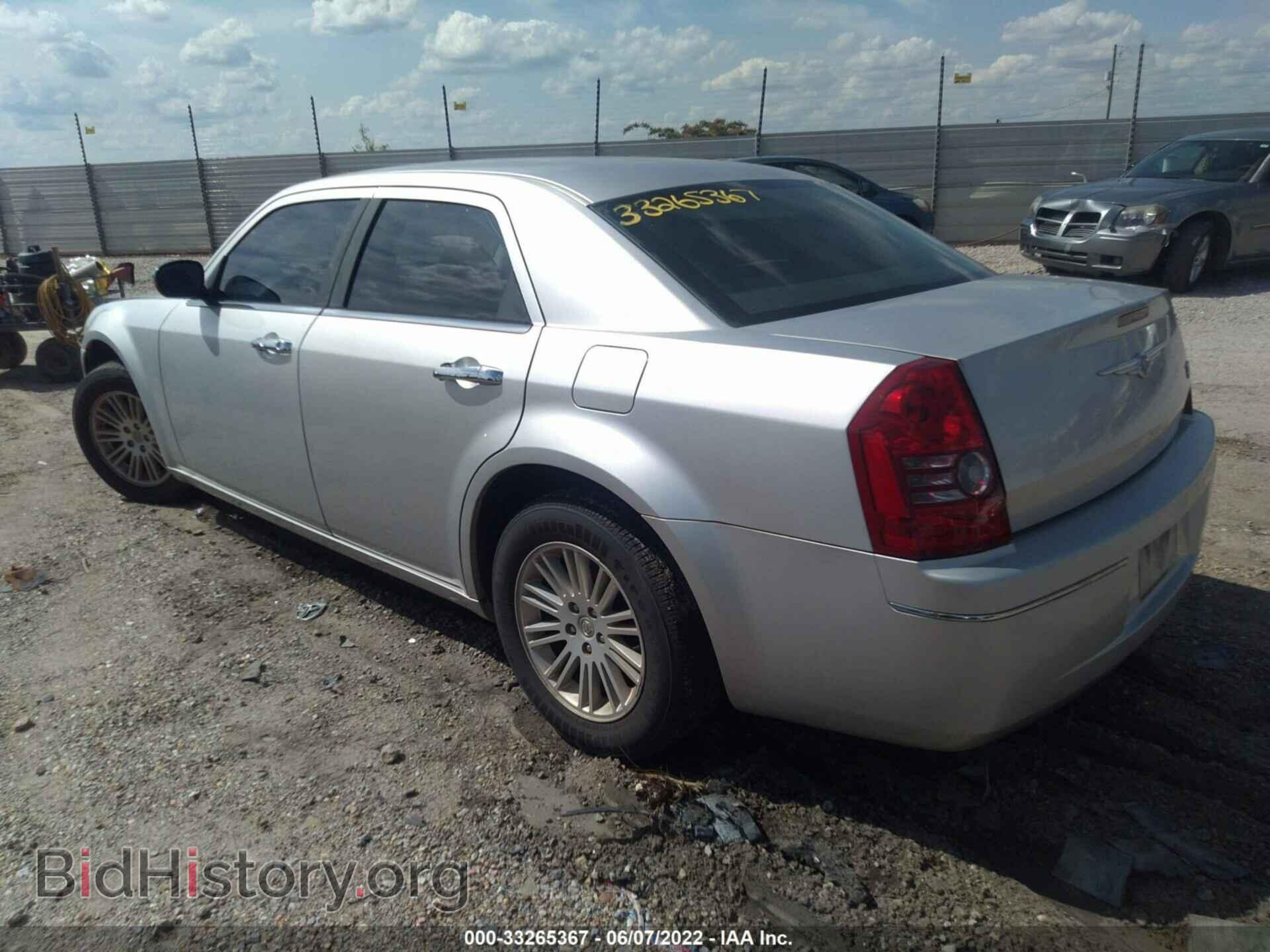 2010 CHRYSLER 300 - VIN: 2C3CA4CD4AH164062 - Фото 3