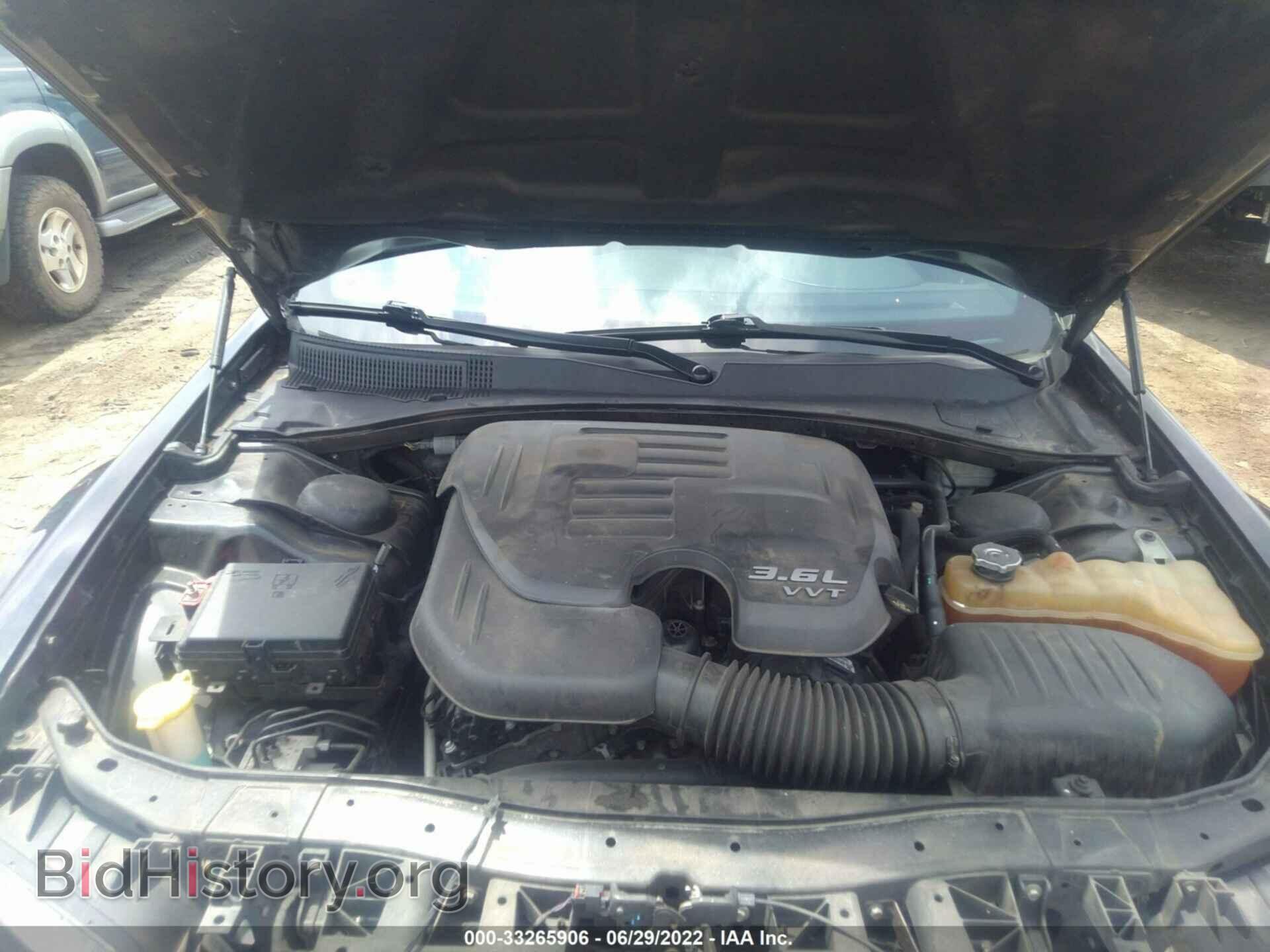 2015 CHRYSLER 300 - VIN: 2C3CCABG7FH760522 - Фото 10