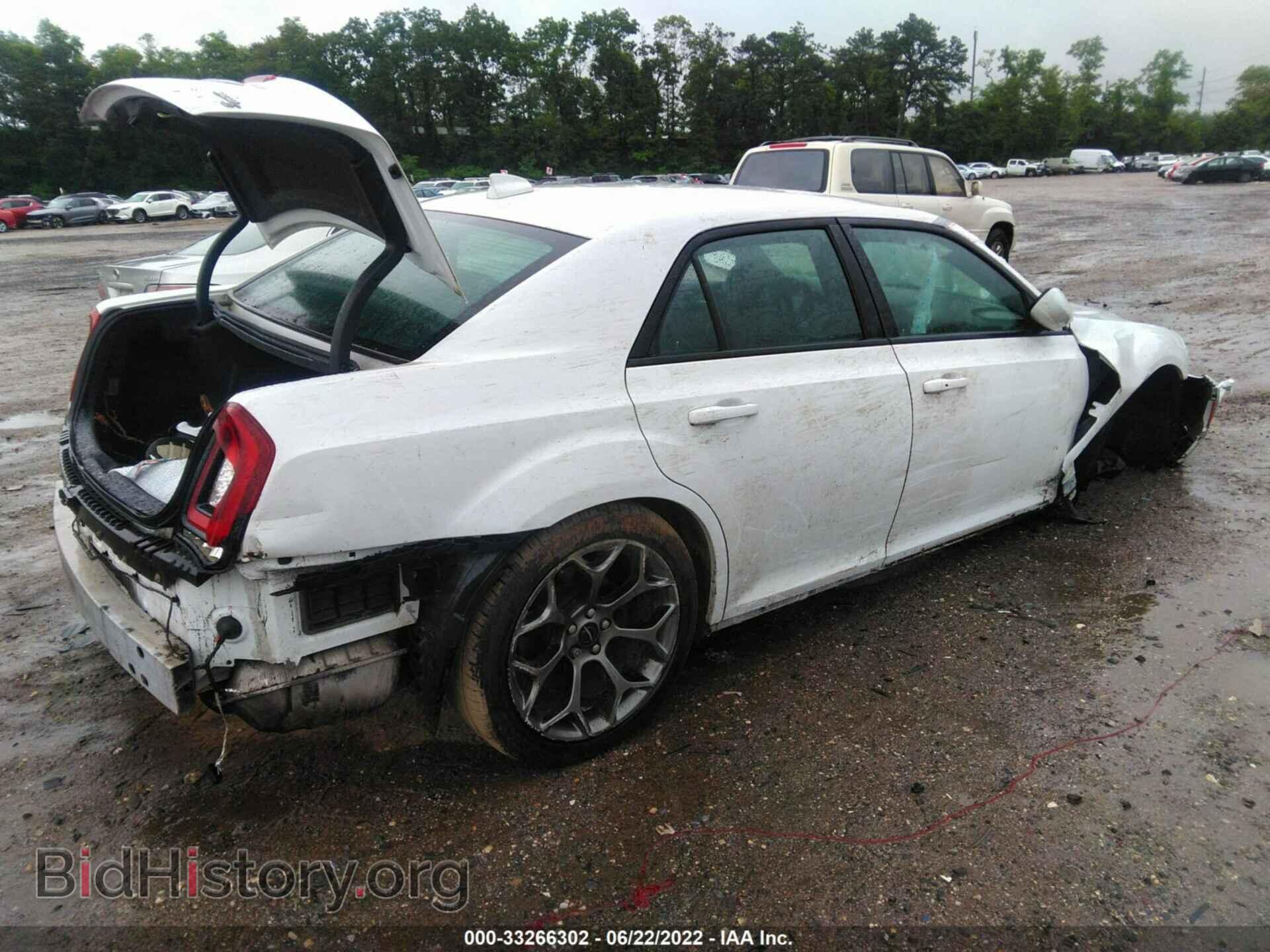 2017 CHRYSLER 300 - VIN: 2C3CCABG6HH646918 - Фото 4