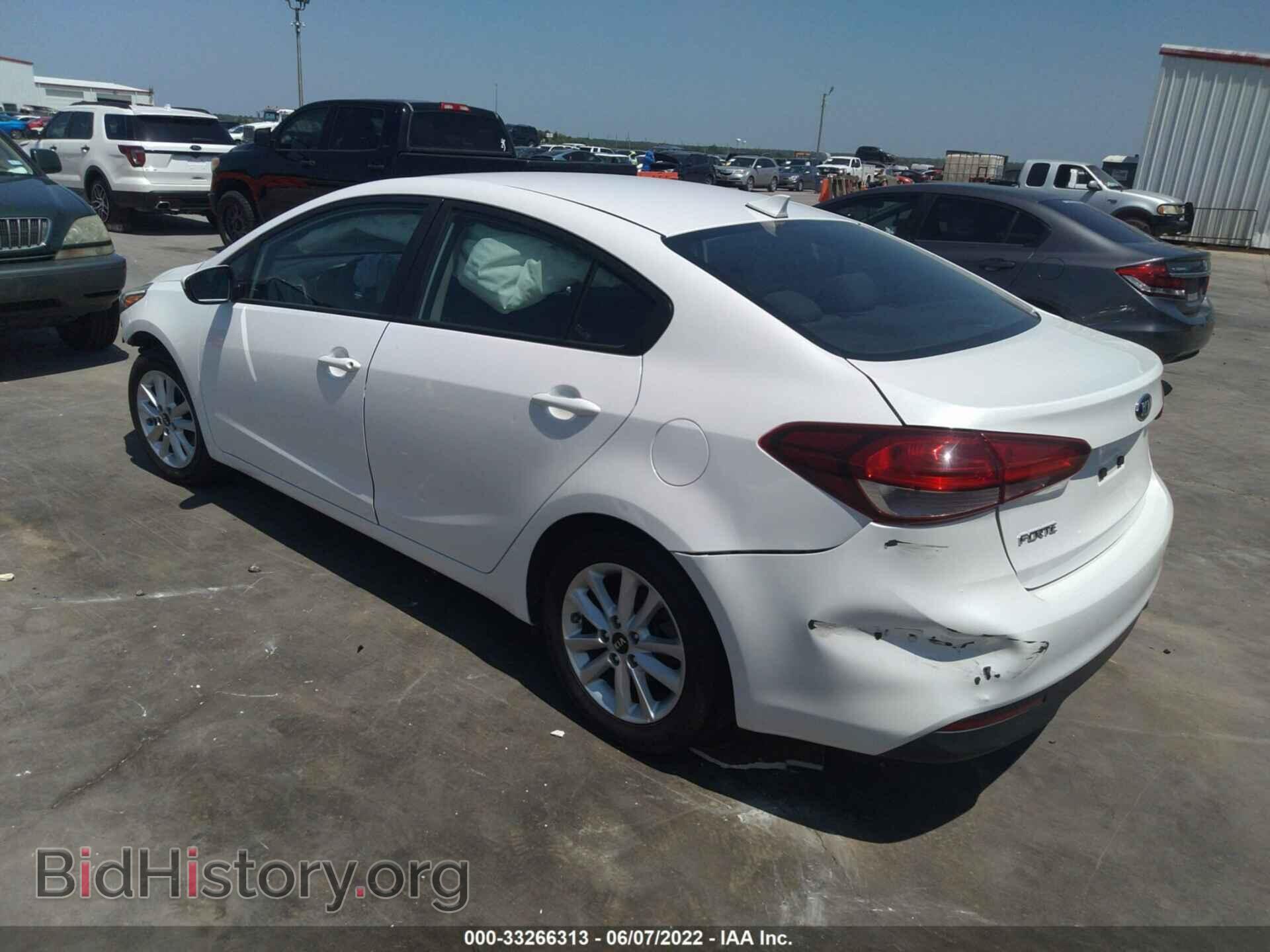 2017 KIA FORTE - VIN: 3KPFL4A76HE010958 - Фото 3