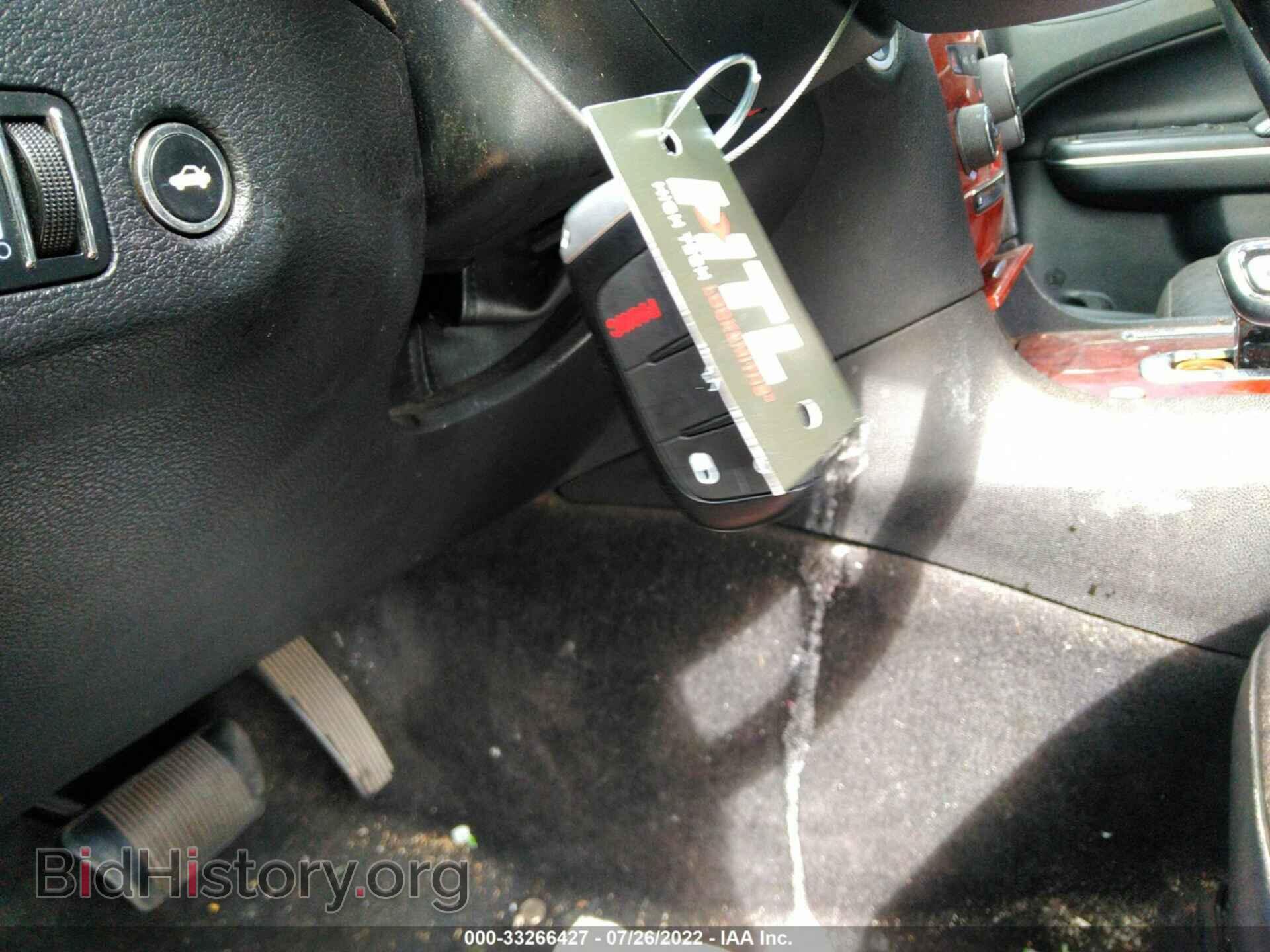 2013 CHRYSLER 300 - VIN: 2C3CCAAG0DH588378 - Фото 11
