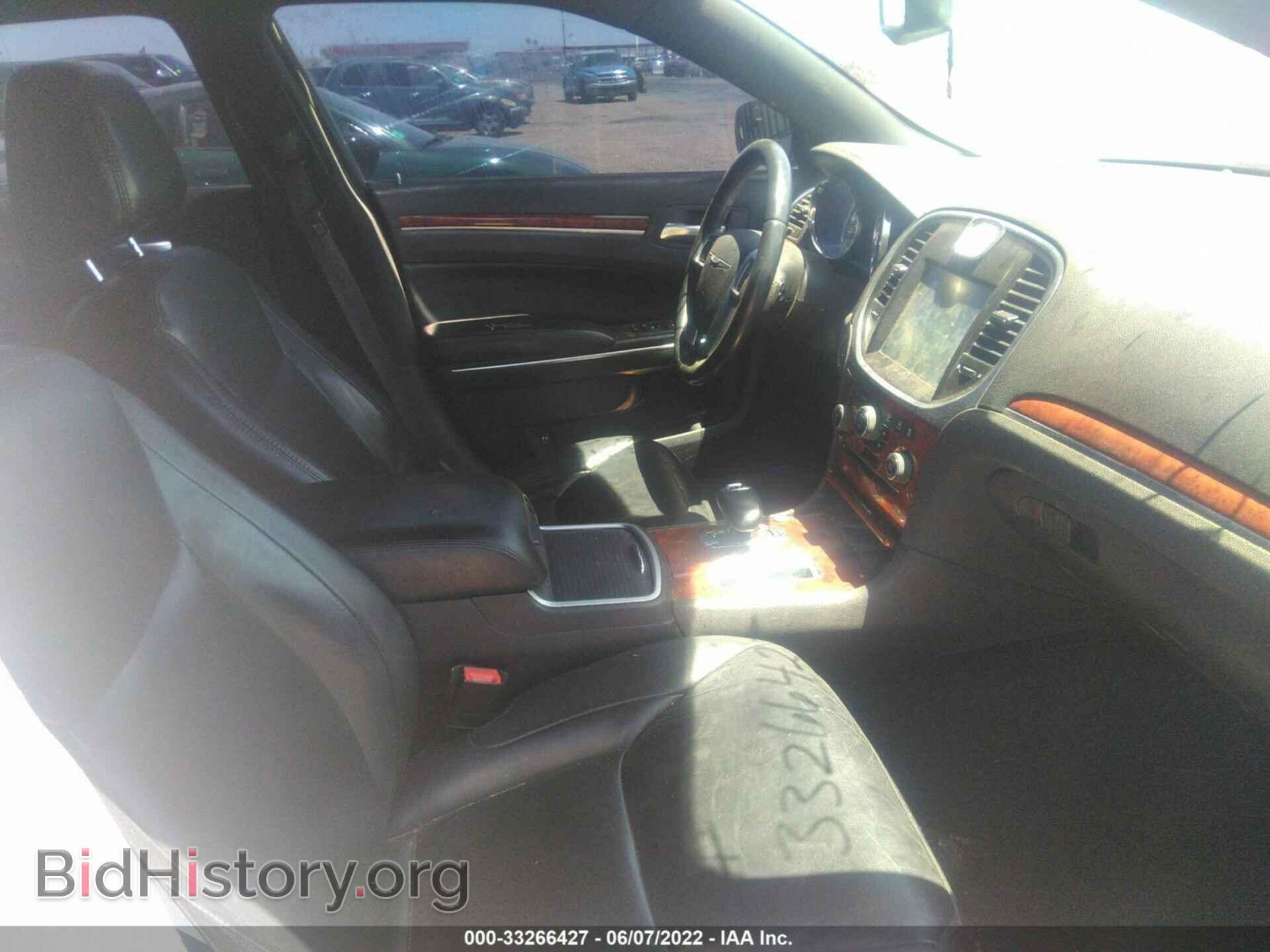 2013 CHRYSLER 300 - VIN: 2C3CCAAG0DH588378 - Фото 5