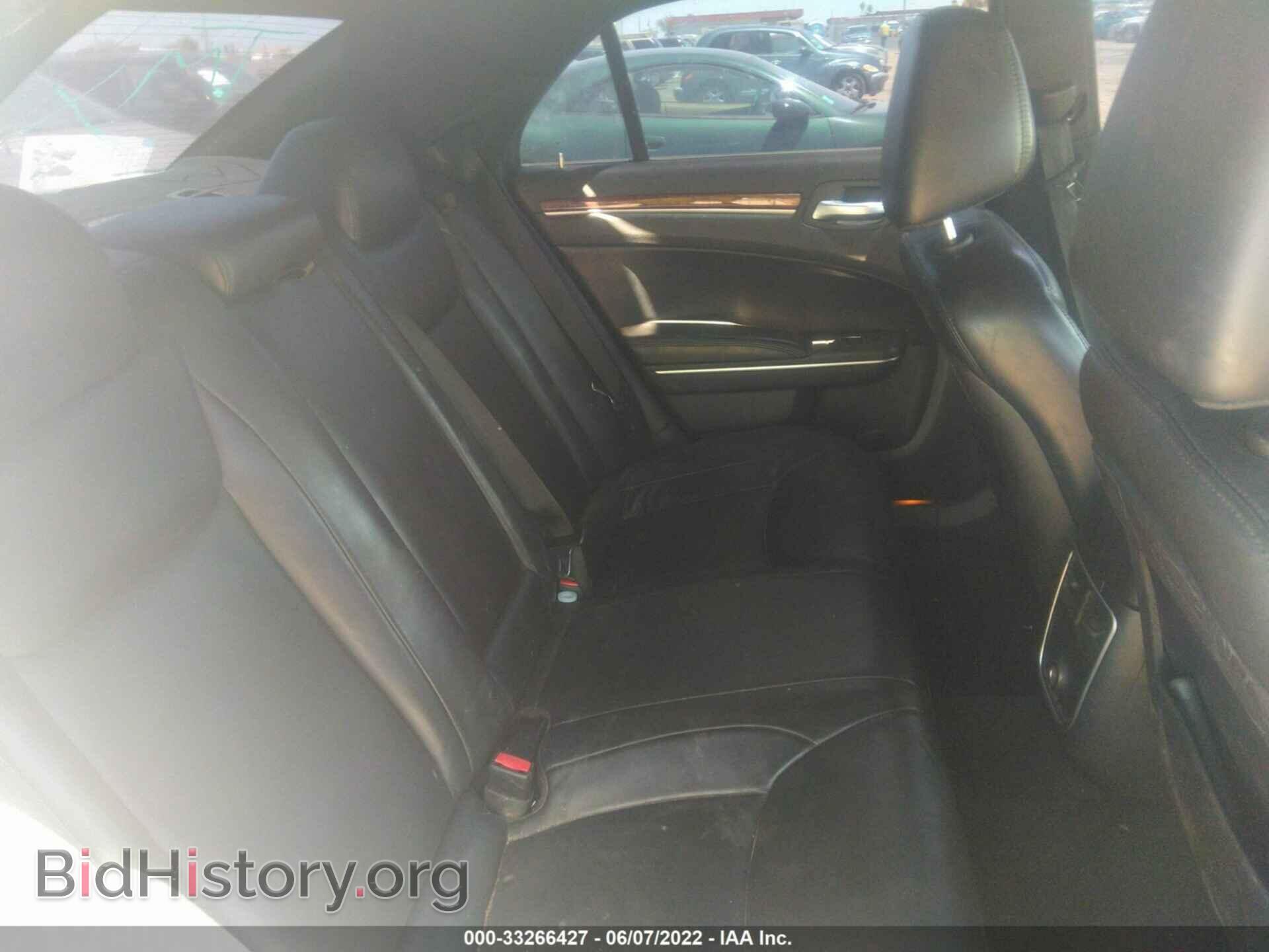 2013 CHRYSLER 300 - VIN: 2C3CCAAG0DH588378 - Фото 8