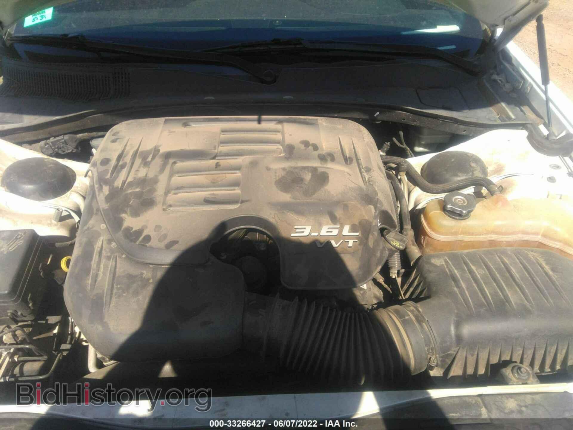2013 CHRYSLER 300 - VIN: 2C3CCAAG0DH588378 - Фото 10