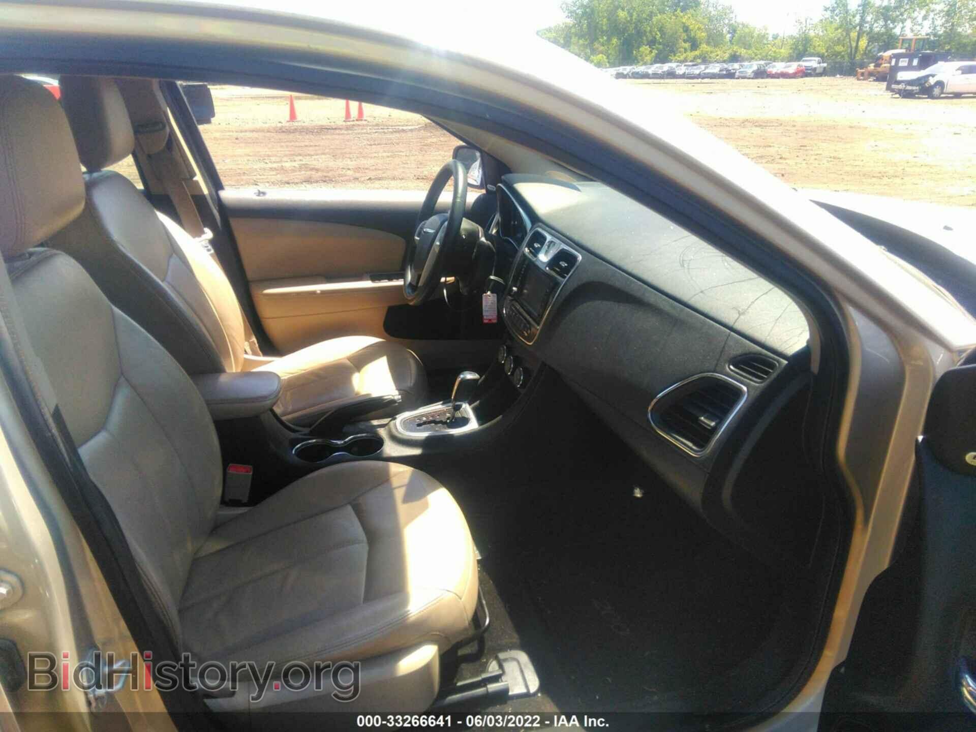 2013 CHRYSLER 200 - VIN: 1C3CCBCG1DN571230 - Photo 5