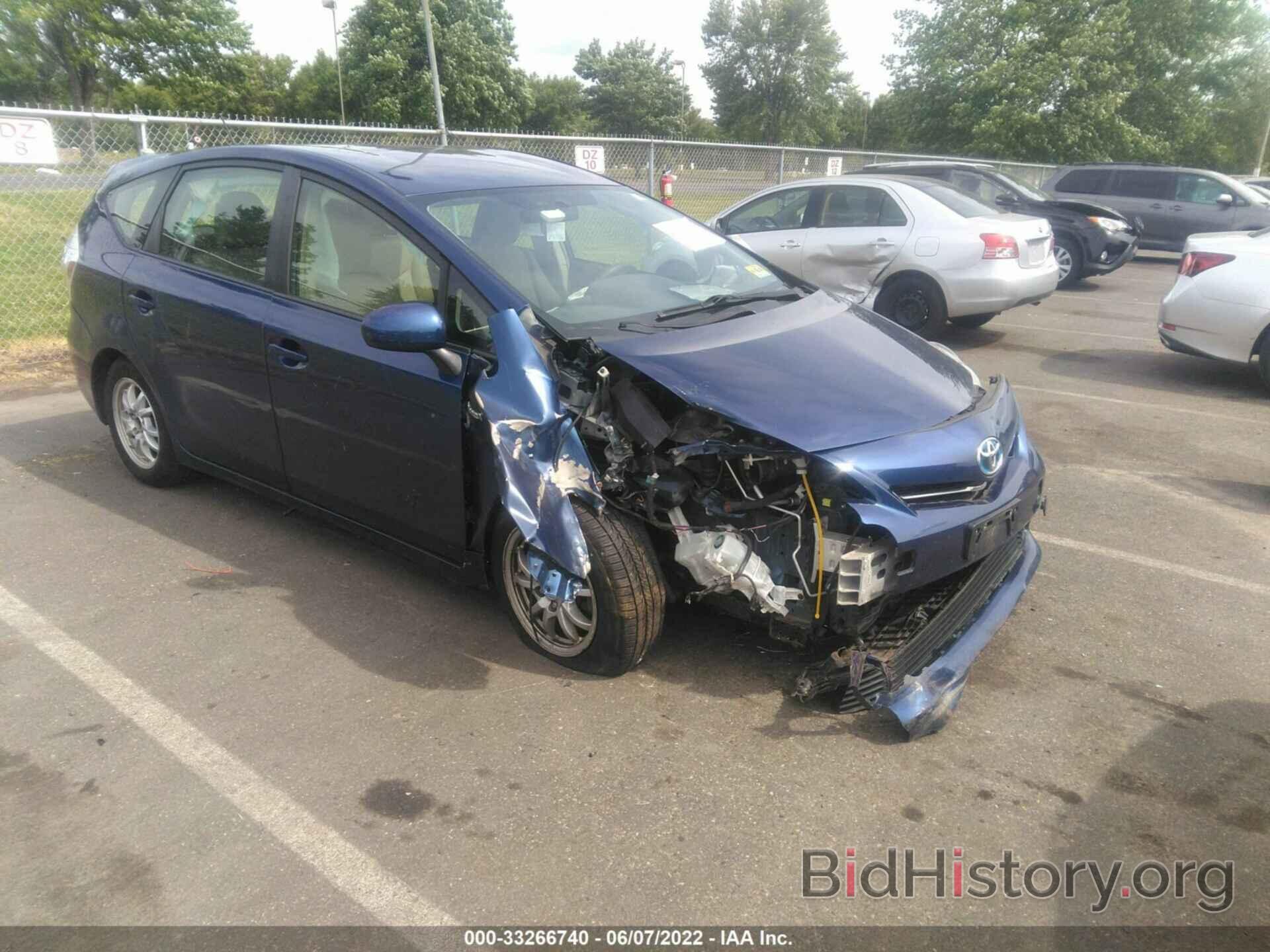 Photo JTDZN3EU2C3133495 - TOYOTA PRIUS V 2012