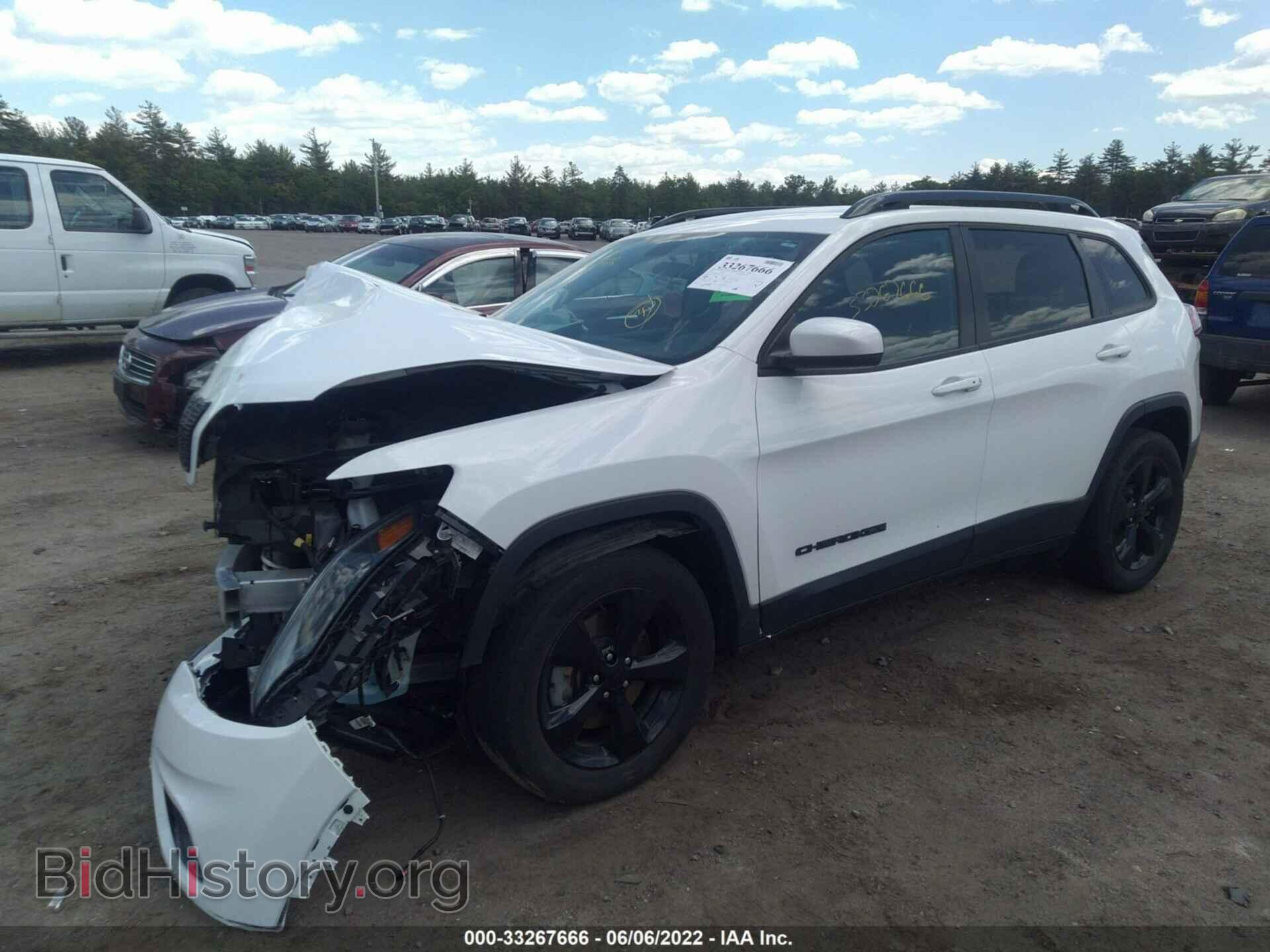 2020 JEEP CHEROKEE - VIN: 1C4PJMLB3LD584360 - Фото 2