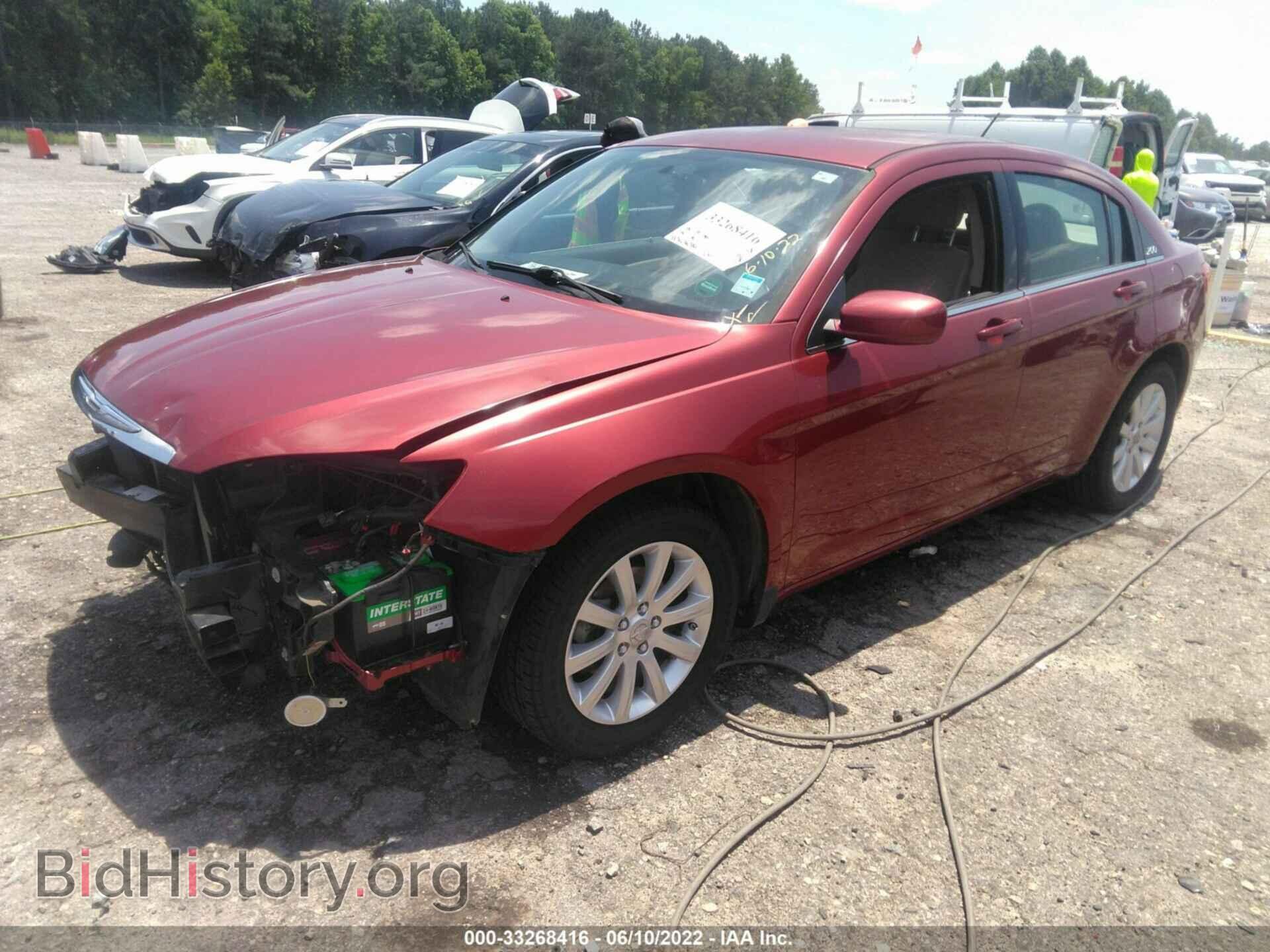 2013 CHRYSLER 200 - VIN: 1C3CCBBB3DN584373 - Photo 2