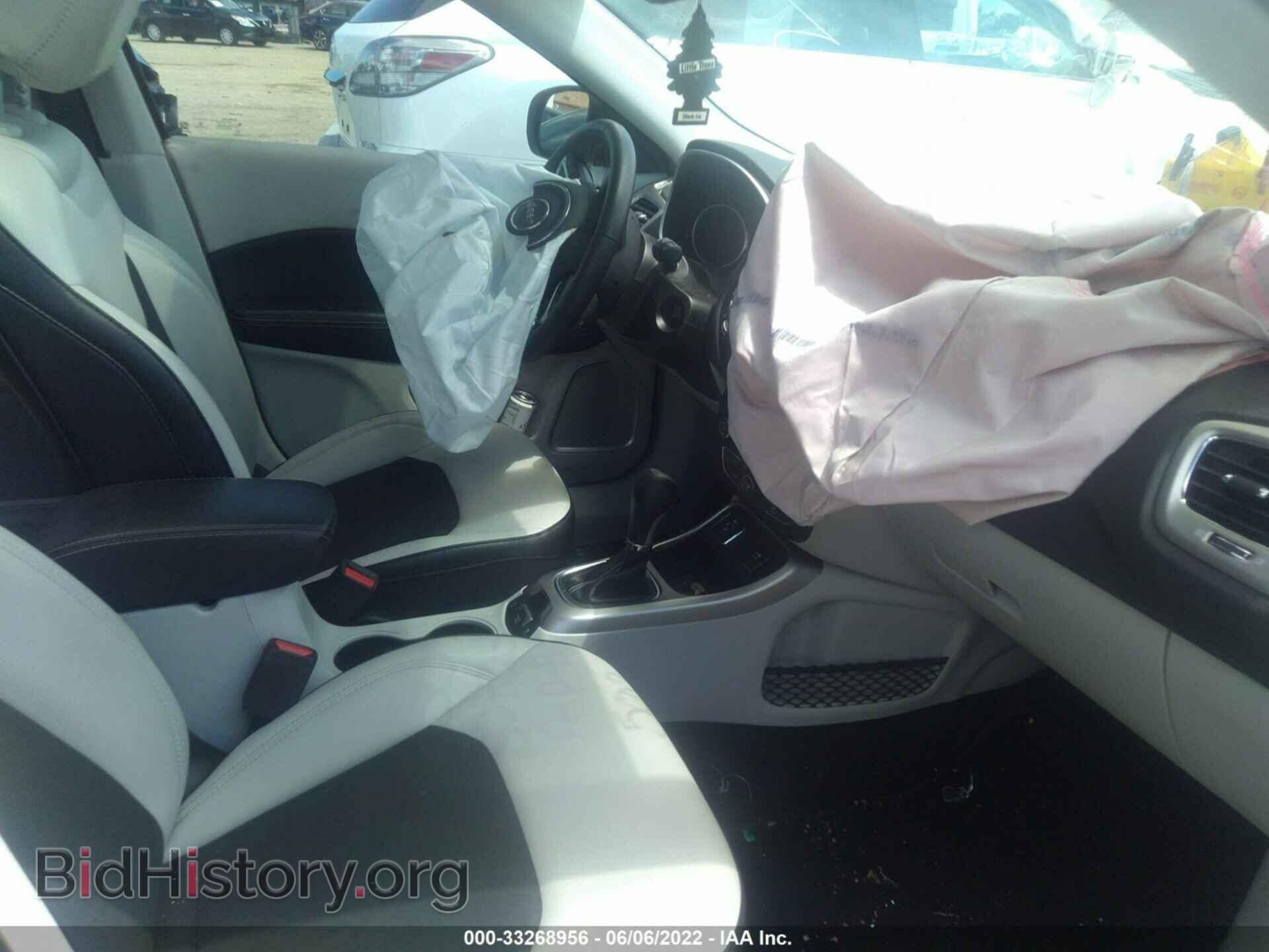 2019 JEEP COMPASS - VIN: 3C4NJCBB0KT685576 - Фото 5