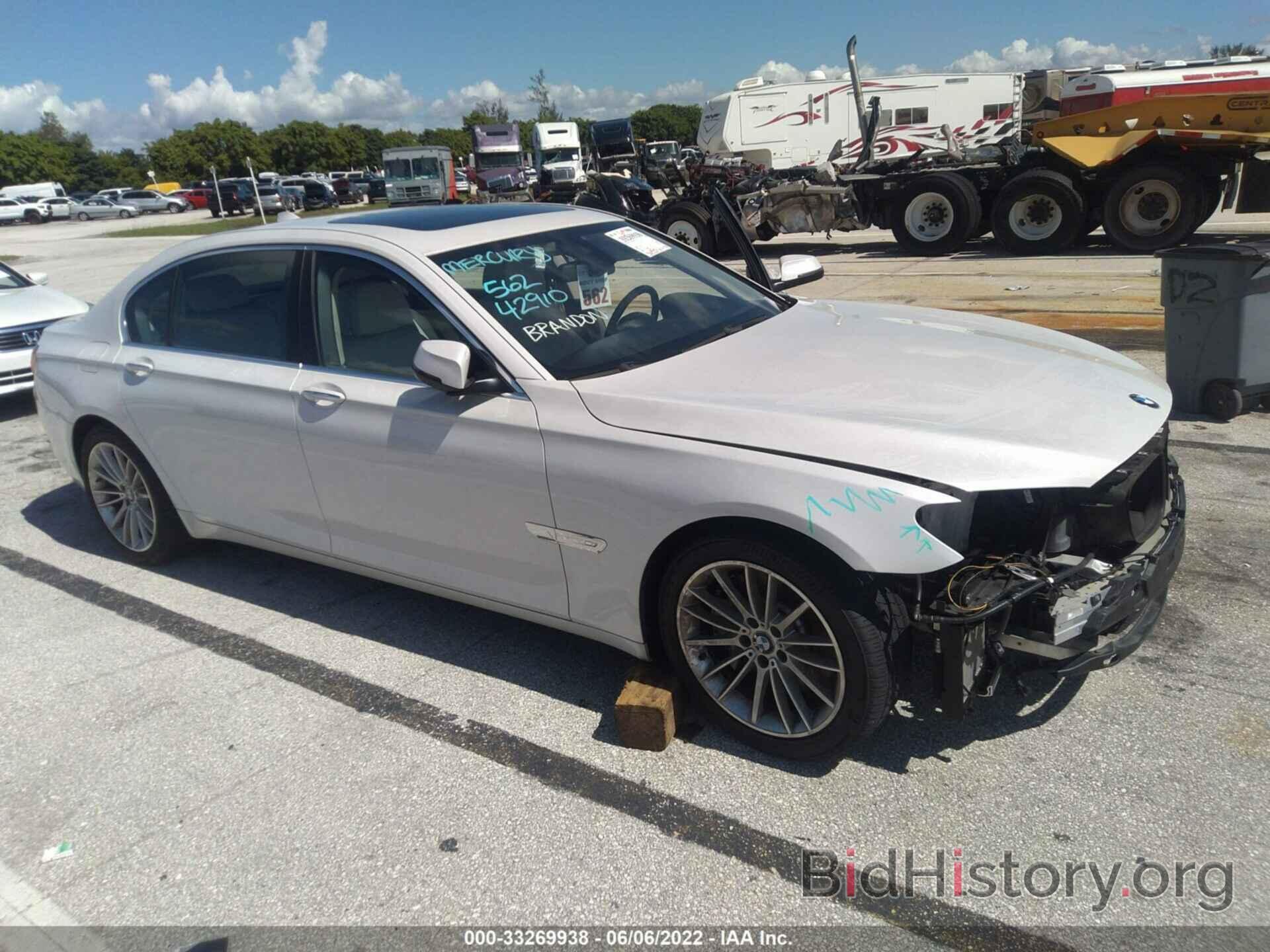 Photo WBAYE8C51ED135432 - BMW 7 SERIES 2014
