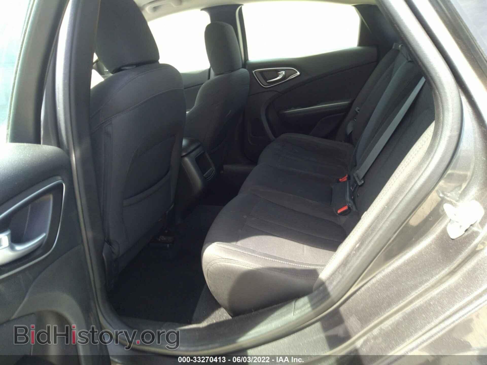 2016 CHRYSLER 200 - VIN: 1C3CCCAB0GN111848 - Фото 8
